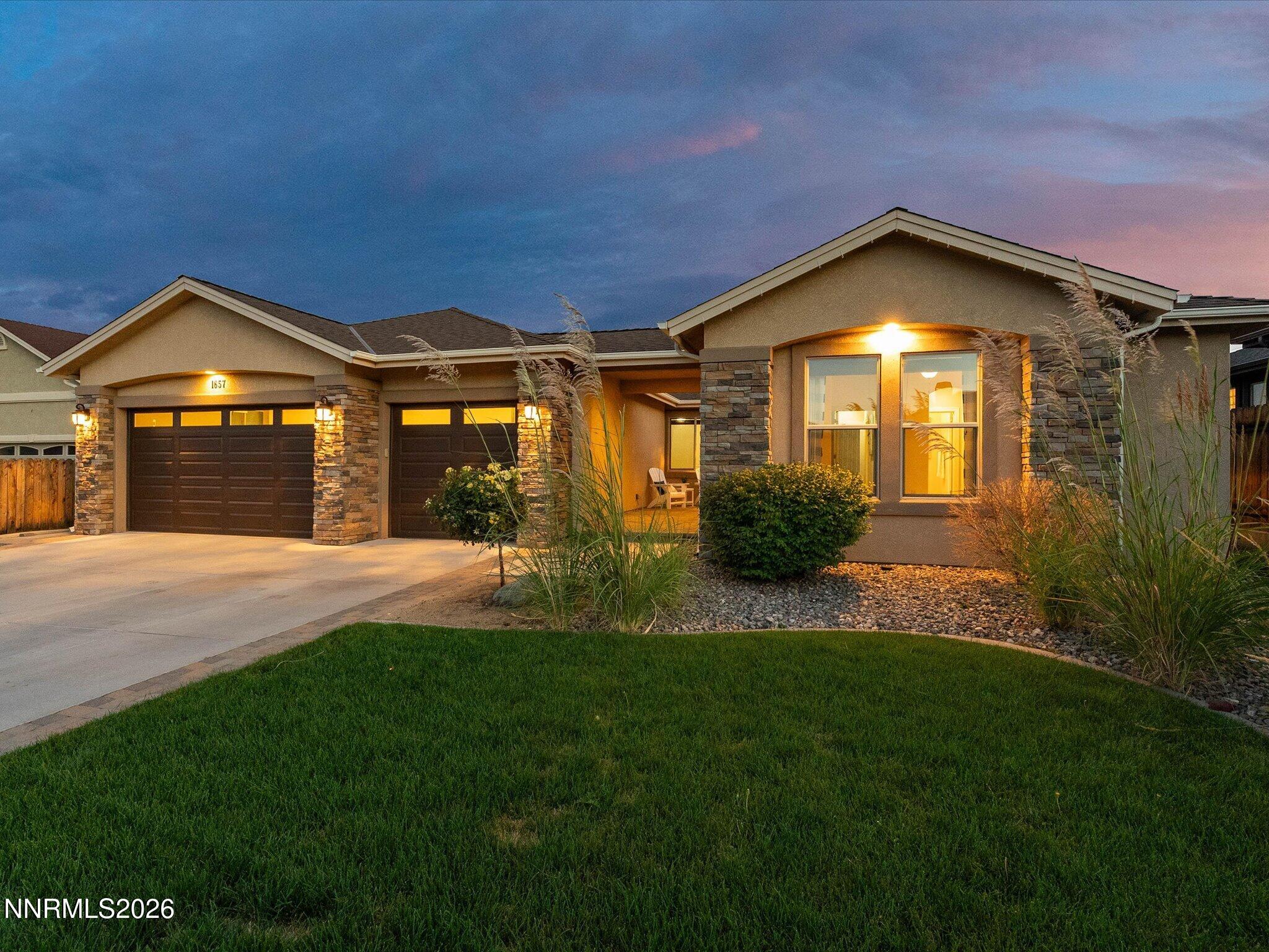1657 Robb Drive Property Photo 1