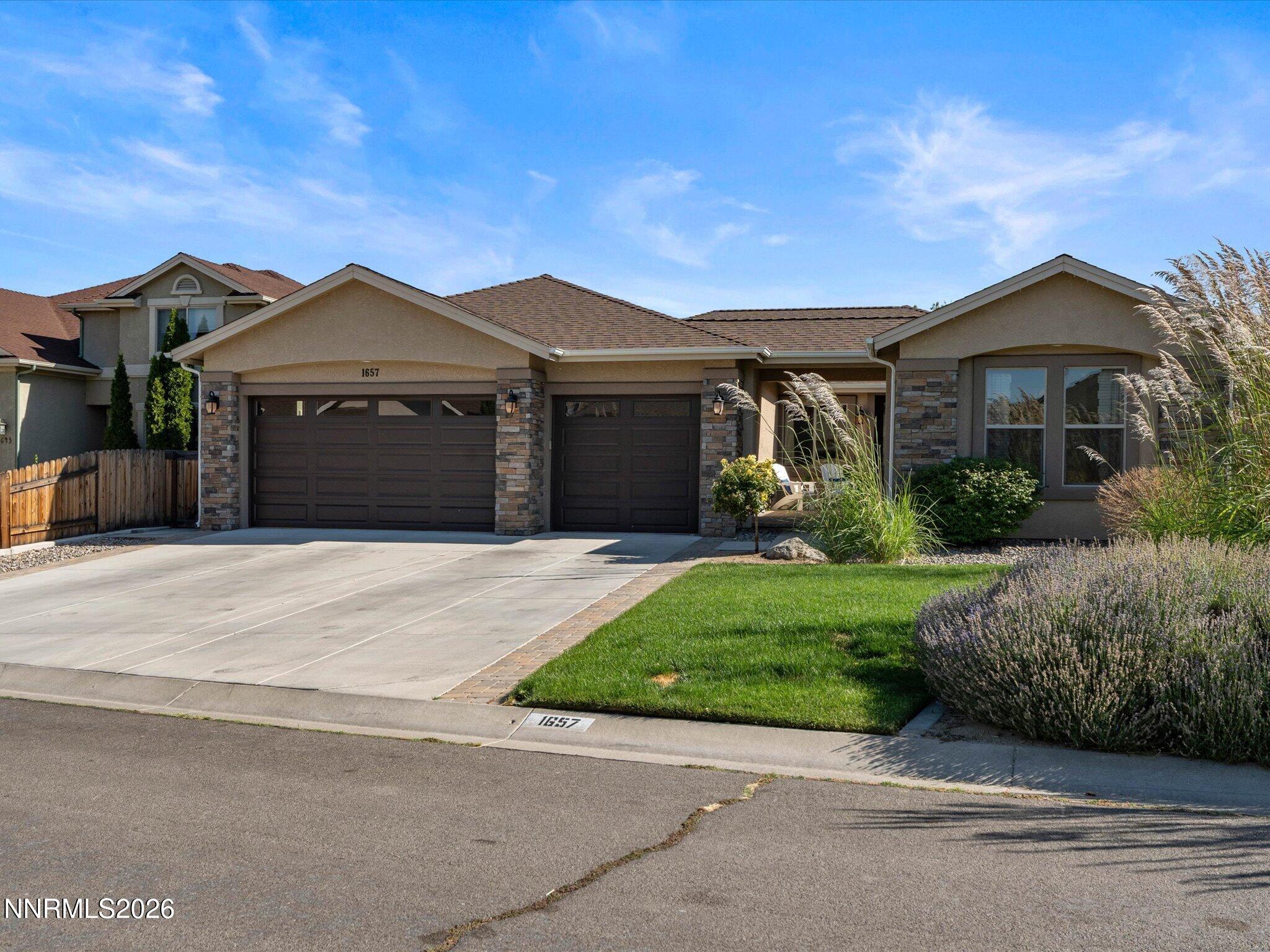 1657 Robb Drive Property Photo 14