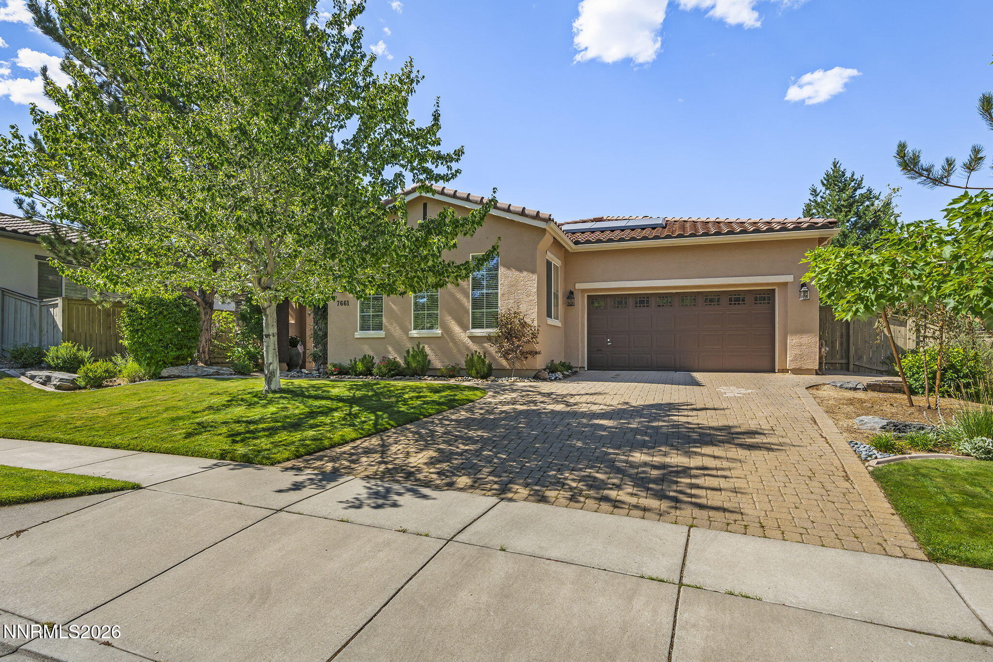 7661 Autumn Ridge Circle Property Photo 2