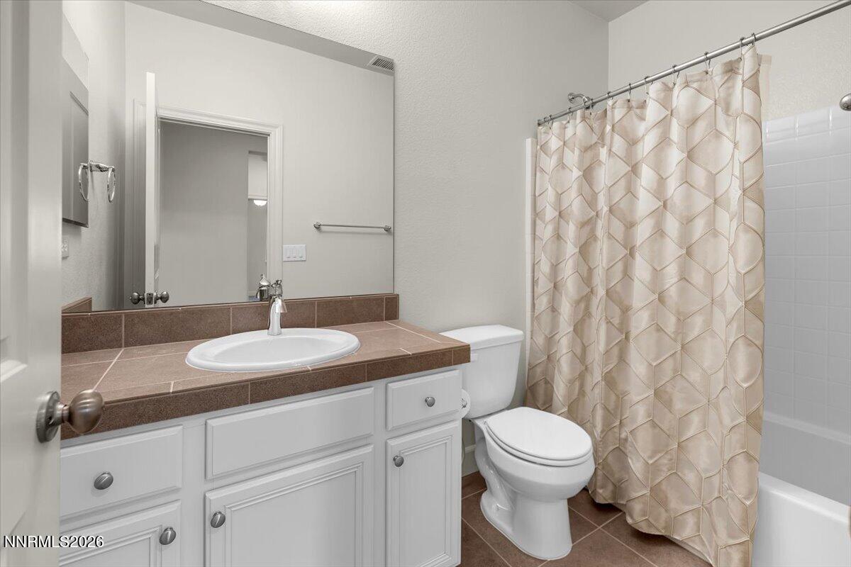 1880 Dark Horse Road C Property Photo 31