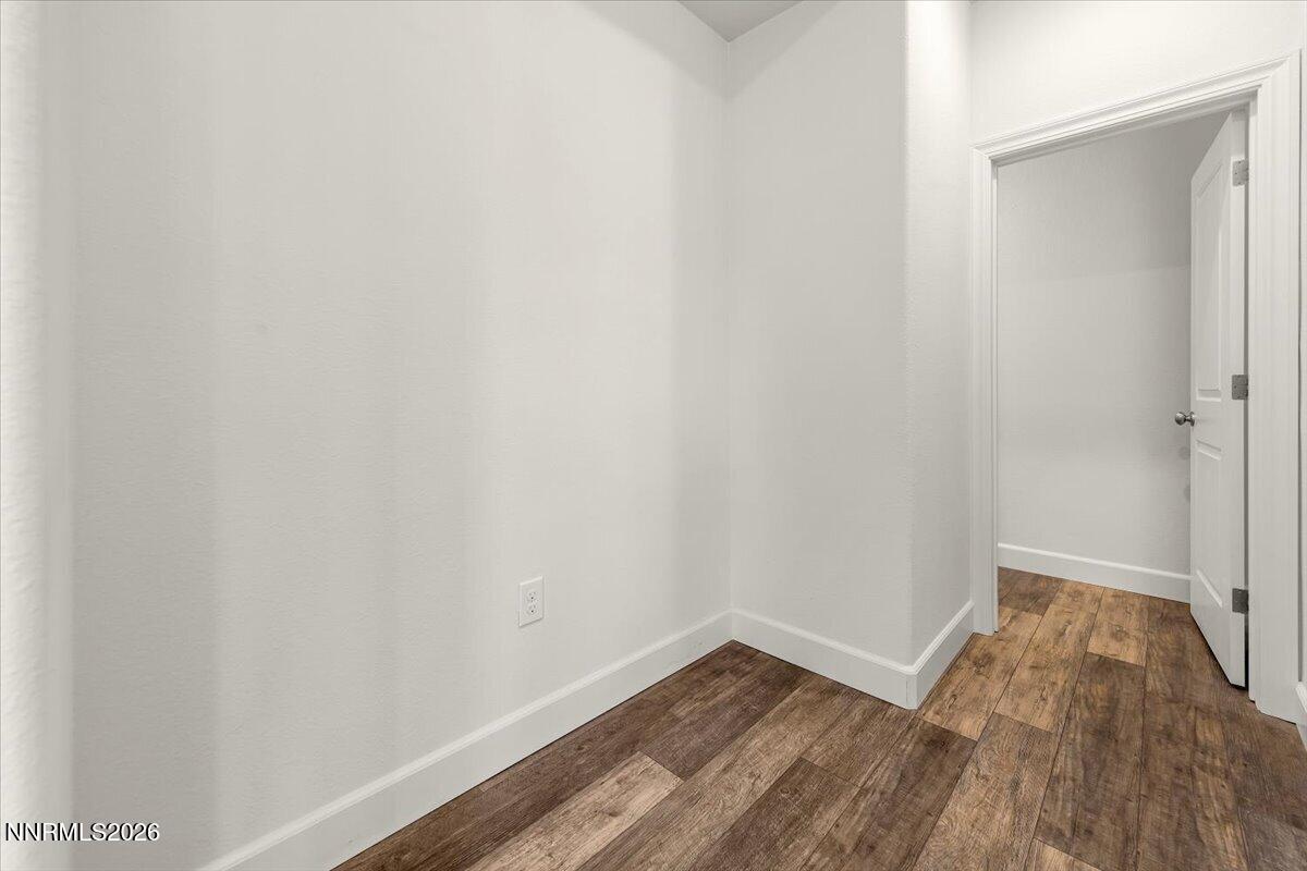 1880 Dark Horse Road C Property Photo 34