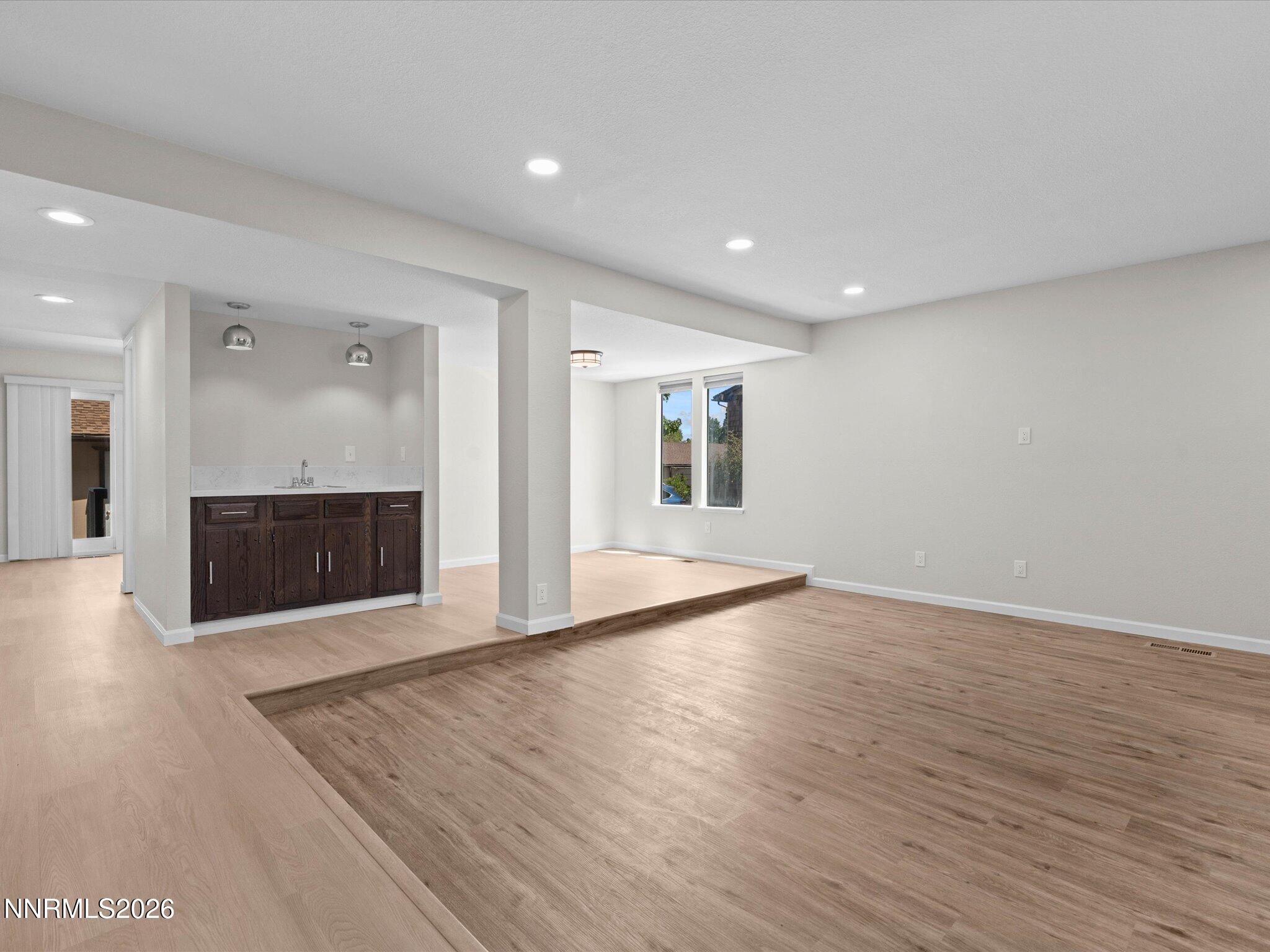 1485 Foster Drive Property Photo 7