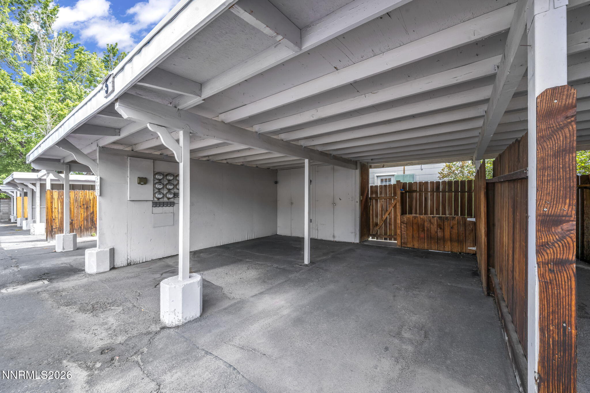 5 Smithridge Park Property Photo 29