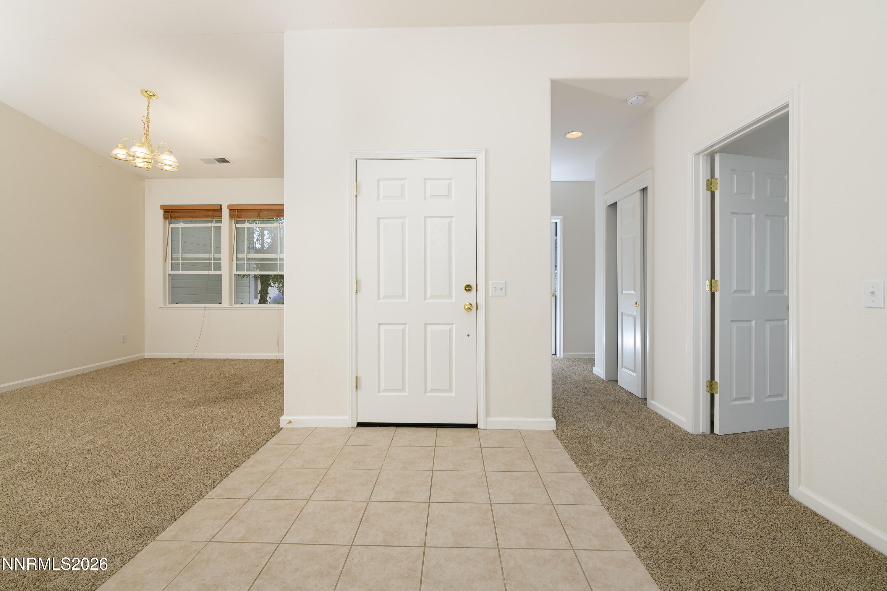 1381 Brooke Way Property Photo 3