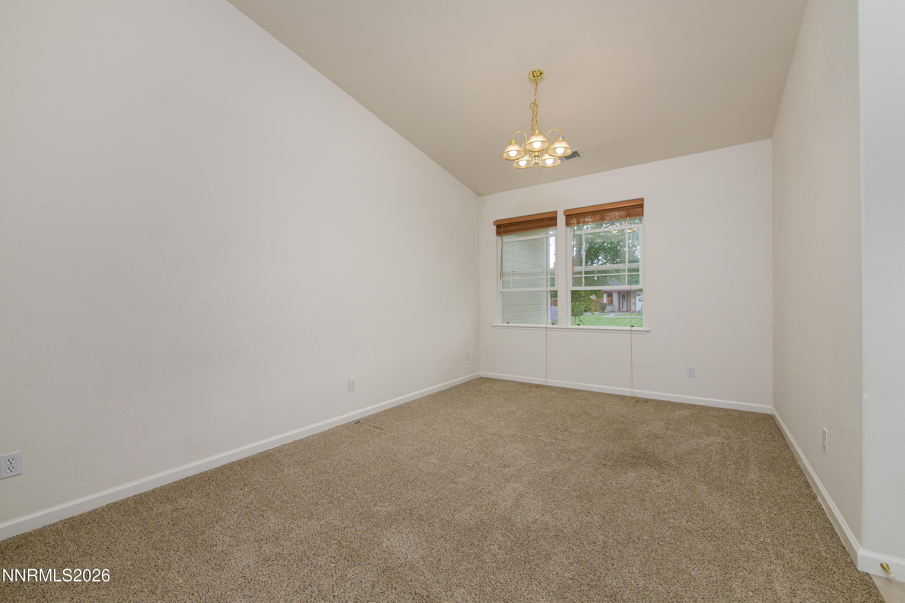 1381 Brooke Way Property Photo 6