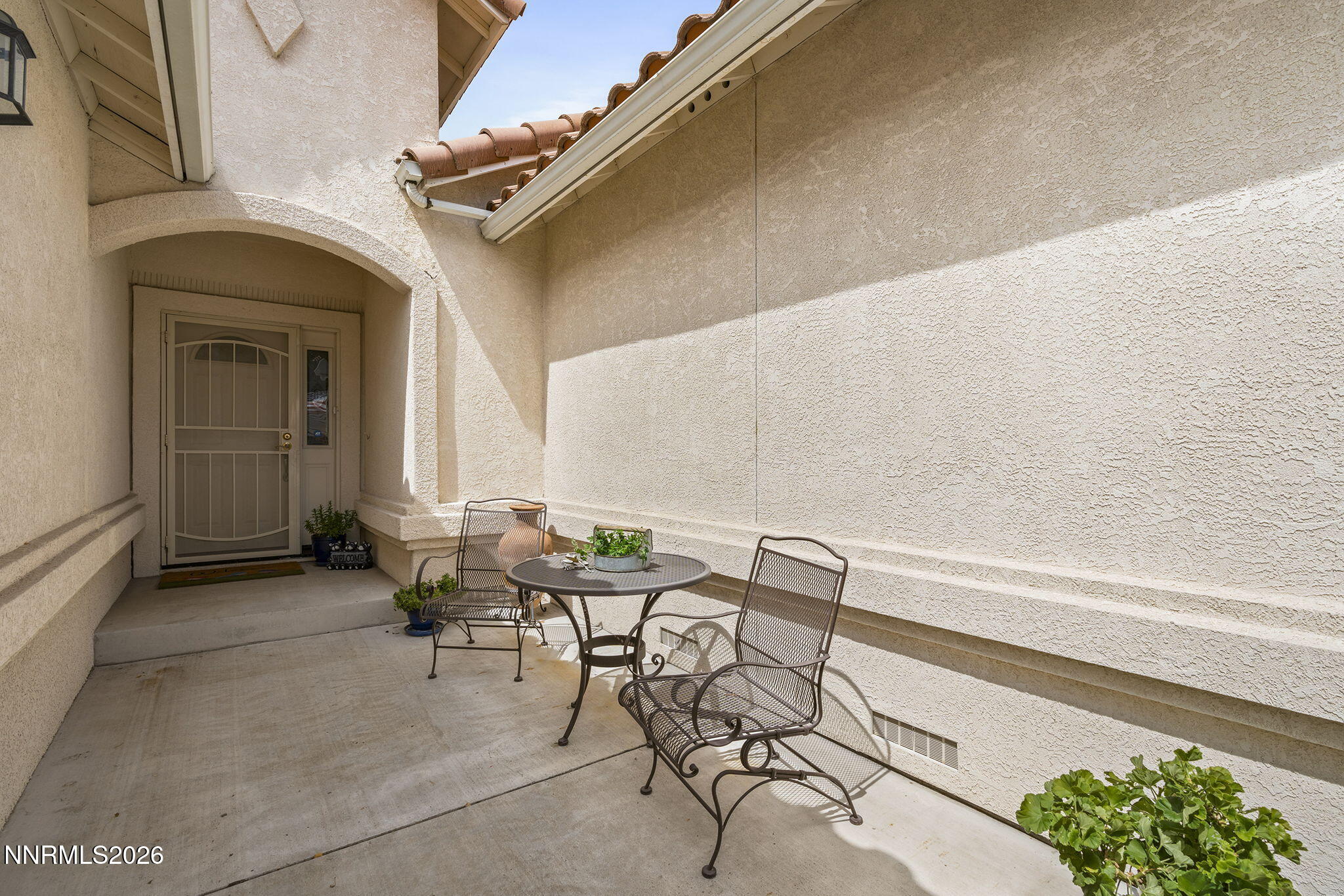 4855 Pinesprings Drive Property Photo 4