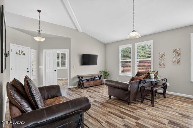 1245 Saxon Drive Property Photo 7