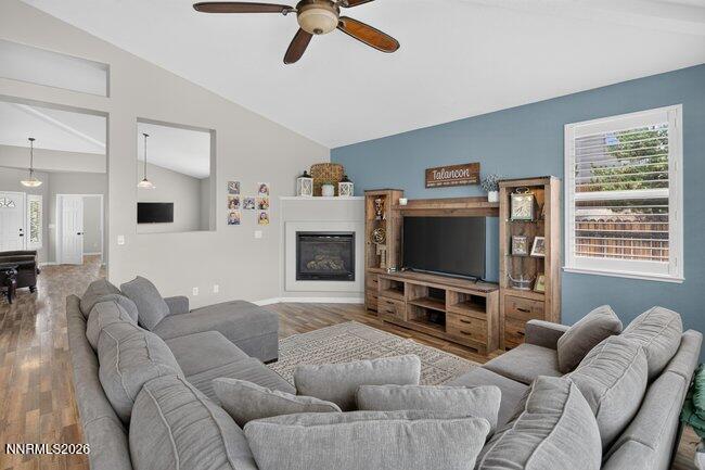 1245 Saxon Drive Property Photo 16