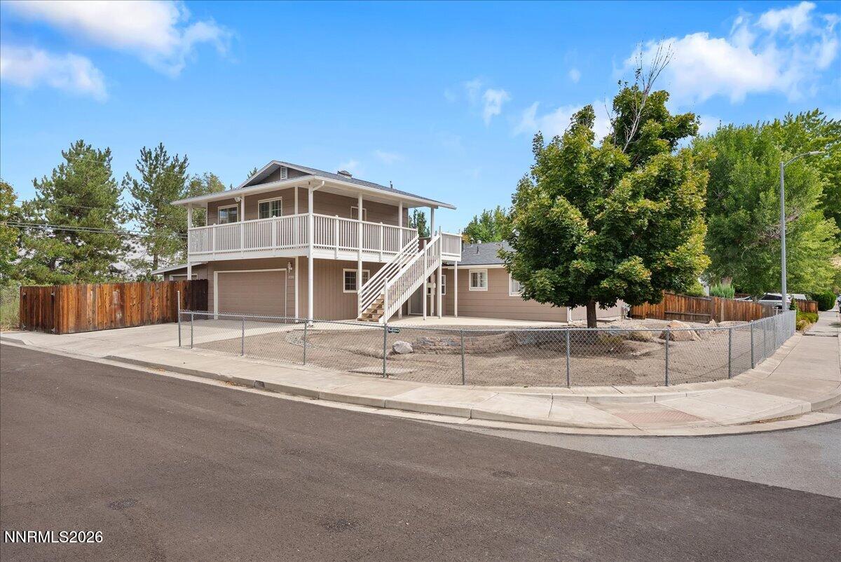 7190 Bluestone Drive Property Photo 3