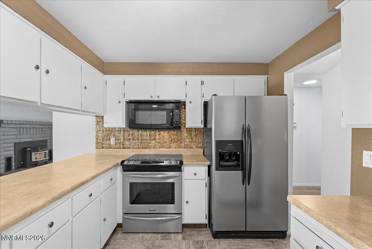 7190 Bluestone Drive Property Photo 17