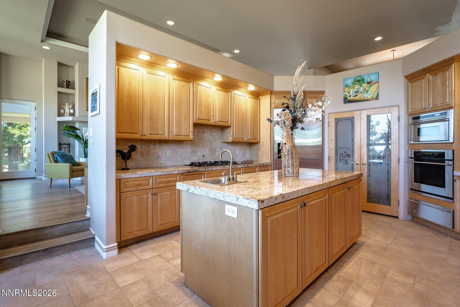 188 Carleton Court Property Photo 14