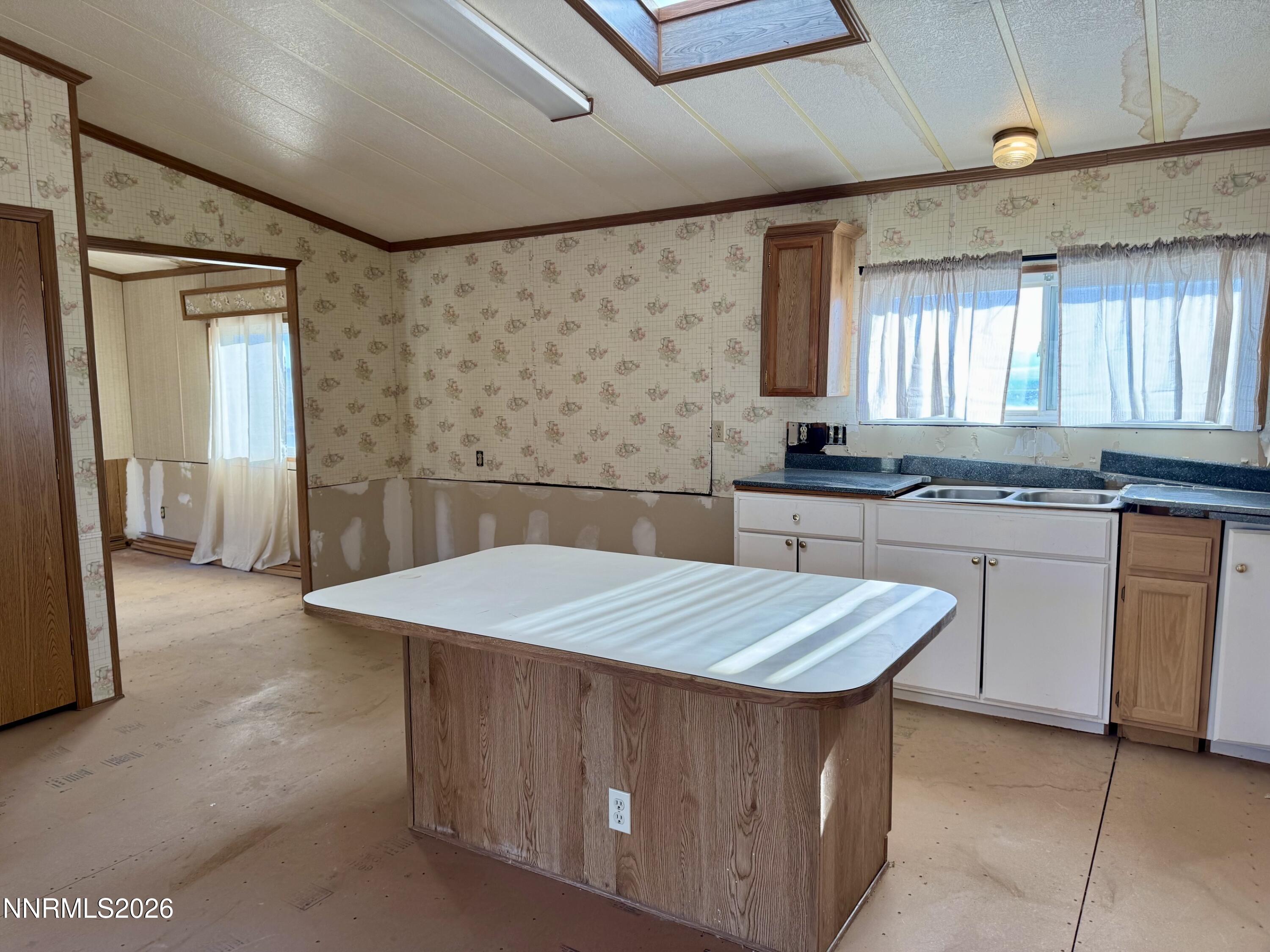 21255 Pyramid Lake Road Property Photo 5
