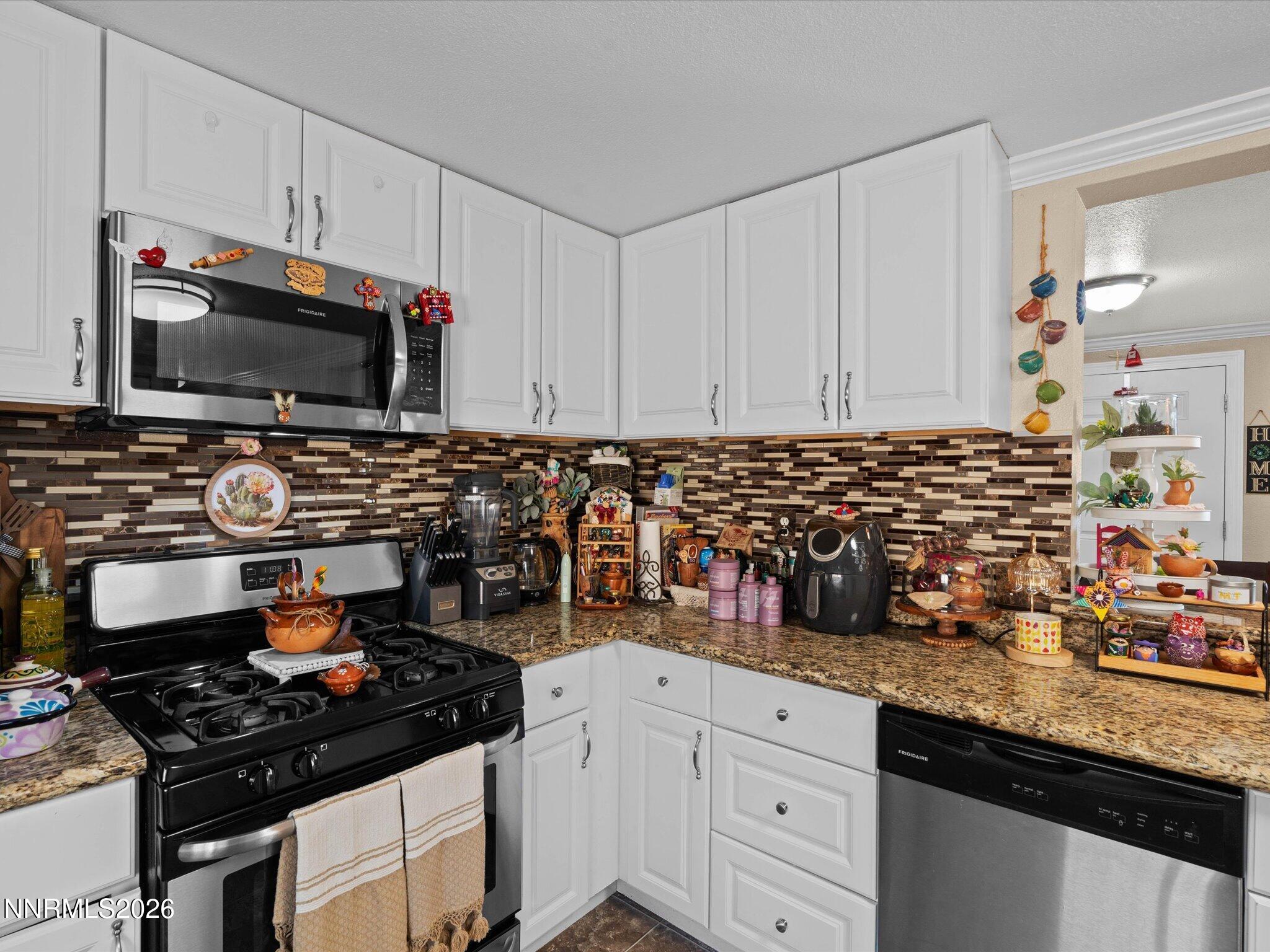 325 Gerdes Avenue Property Photo 15