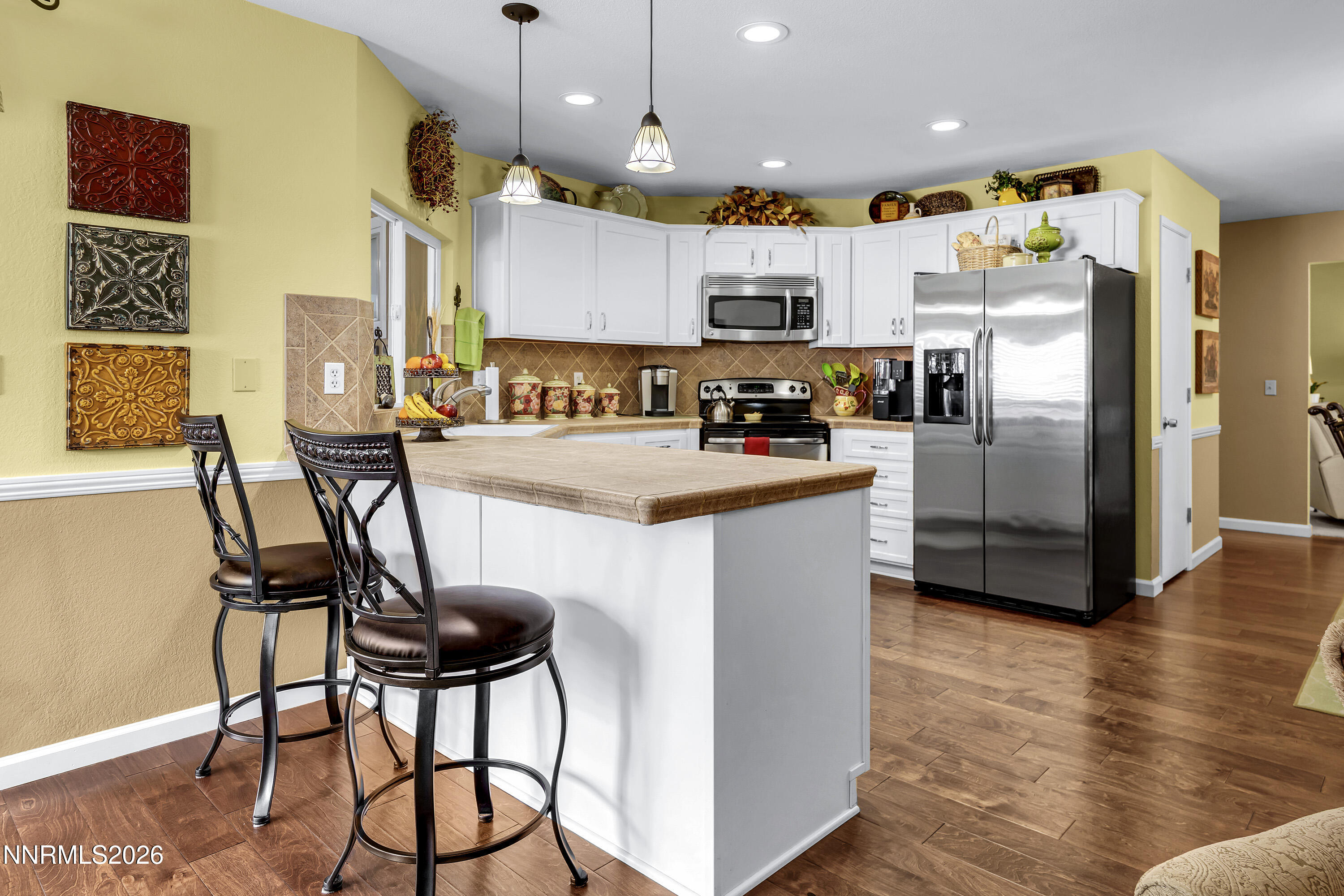 2267 Valencia Way Property Photo 8