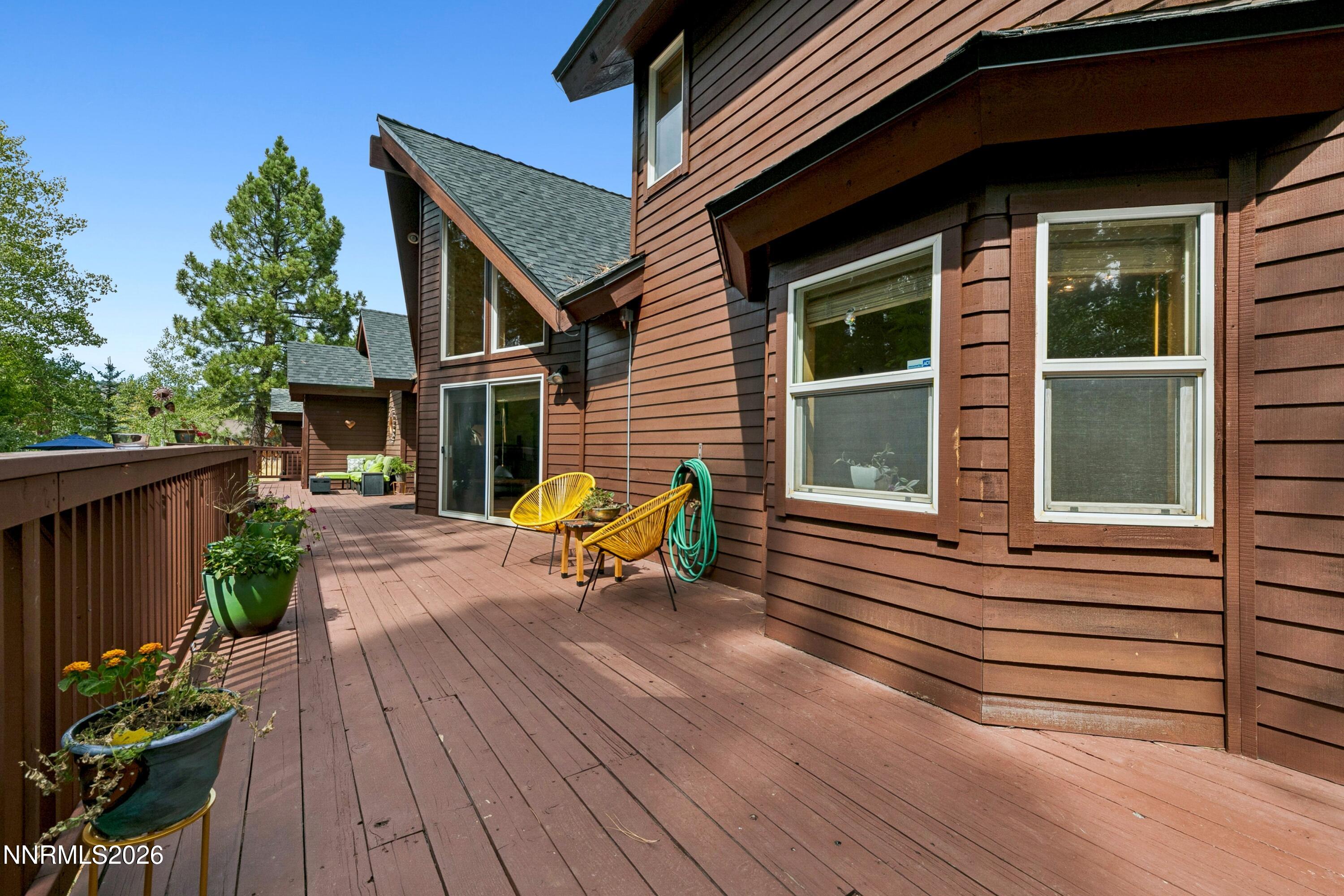 15686 Waterloo Circle Property Photo 9