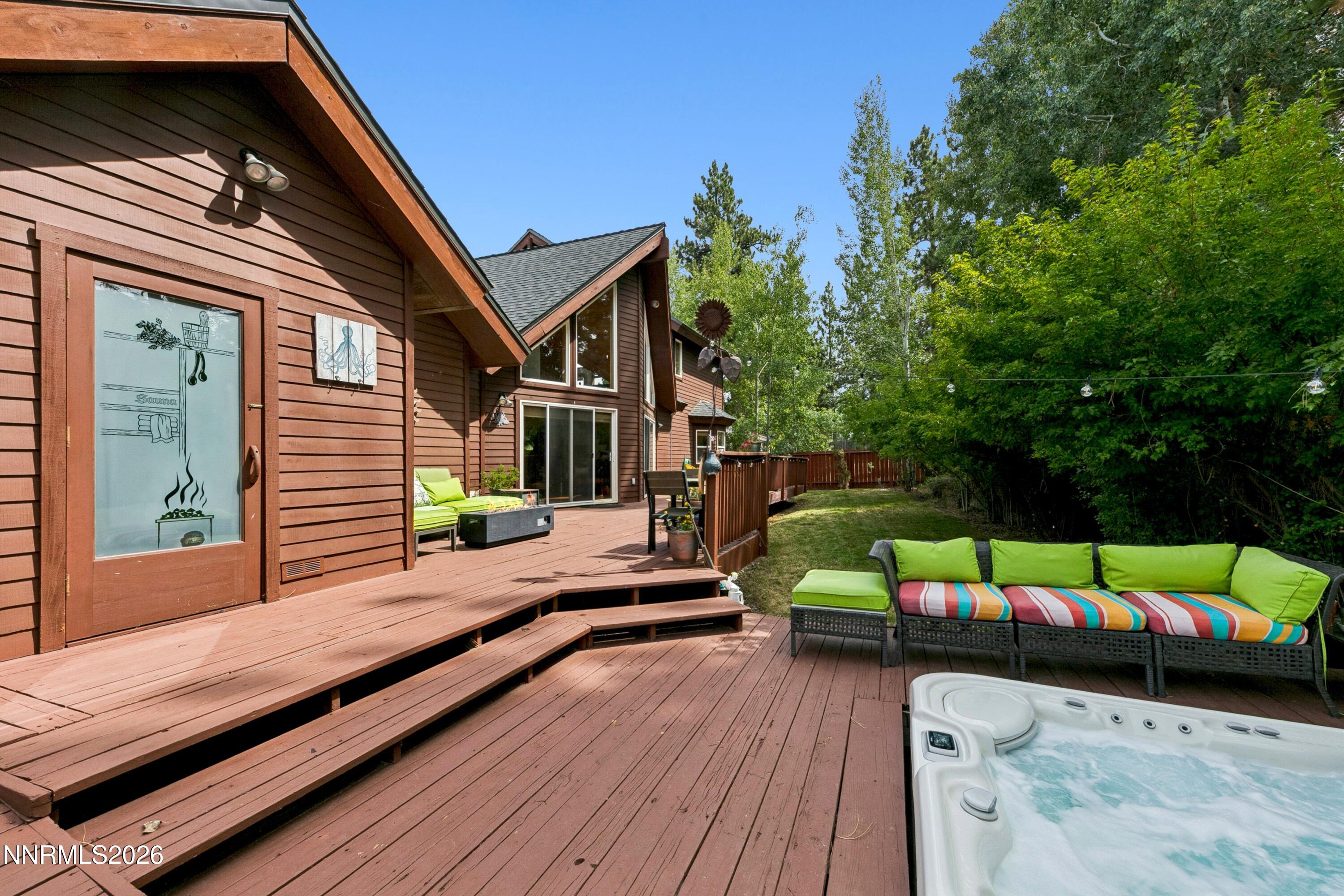 15686 Waterloo Circle Property Photo 35