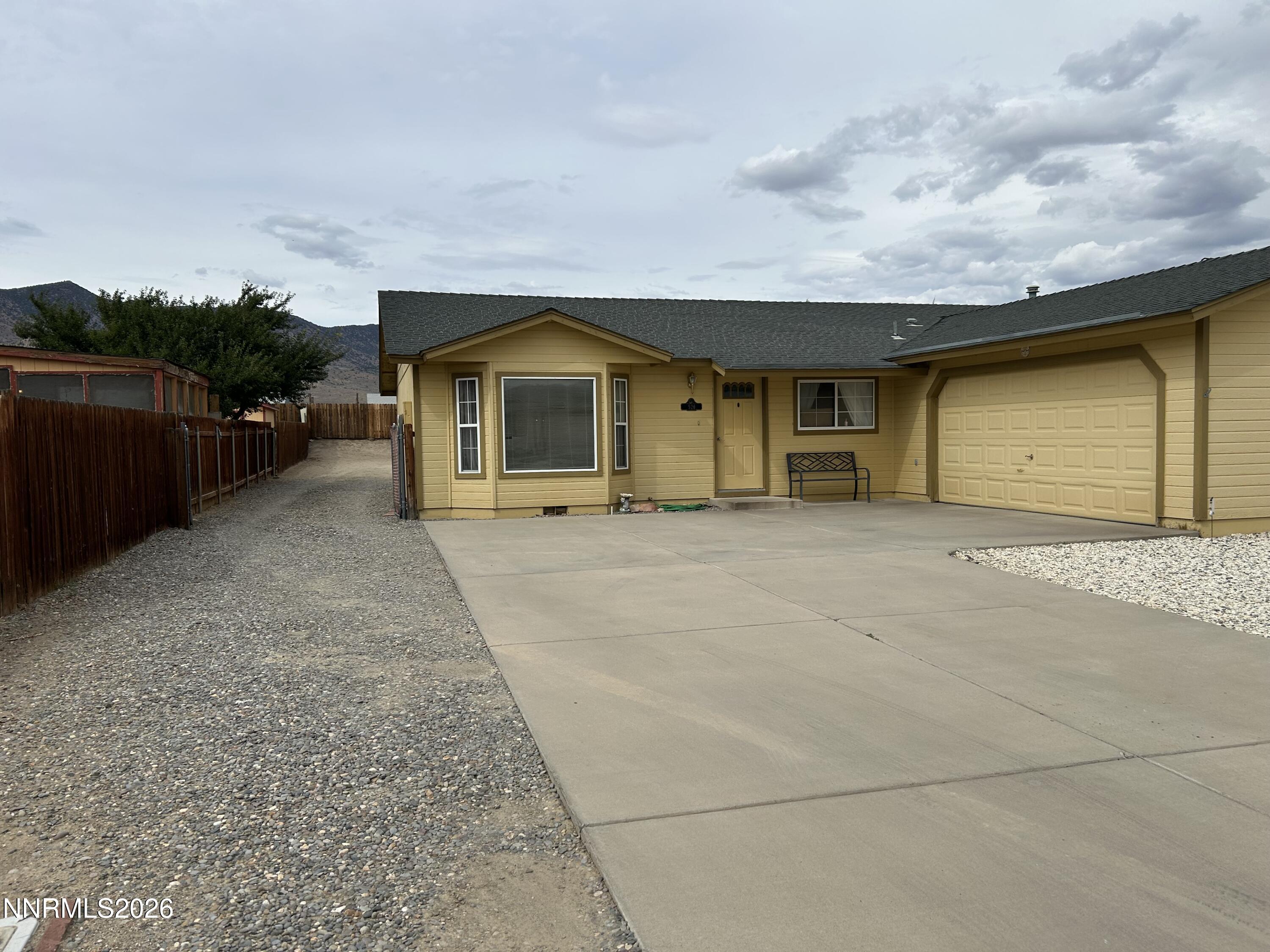 526 V And T Way Property Photo 1