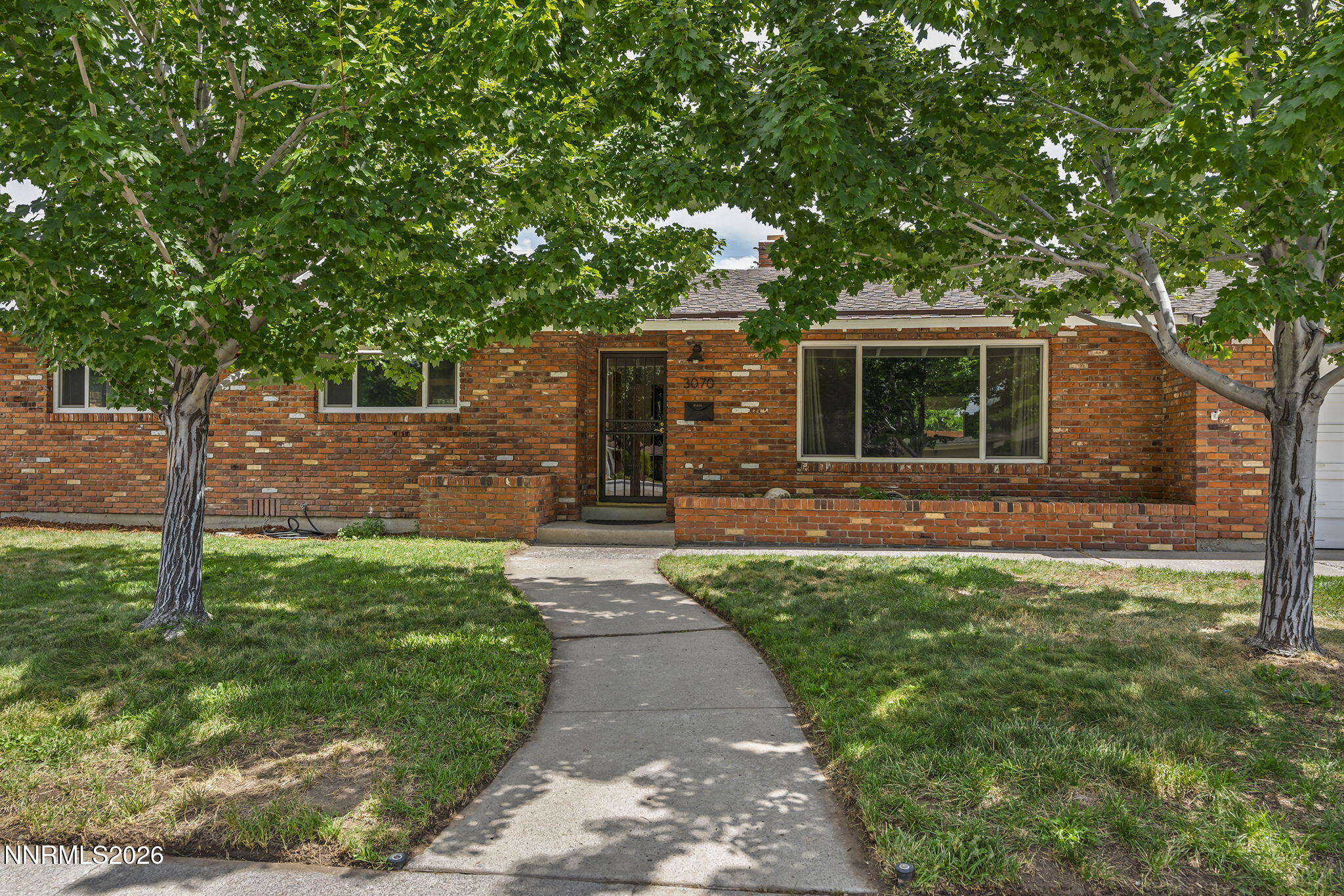 3070 Idlewild Drive Property Photo 1