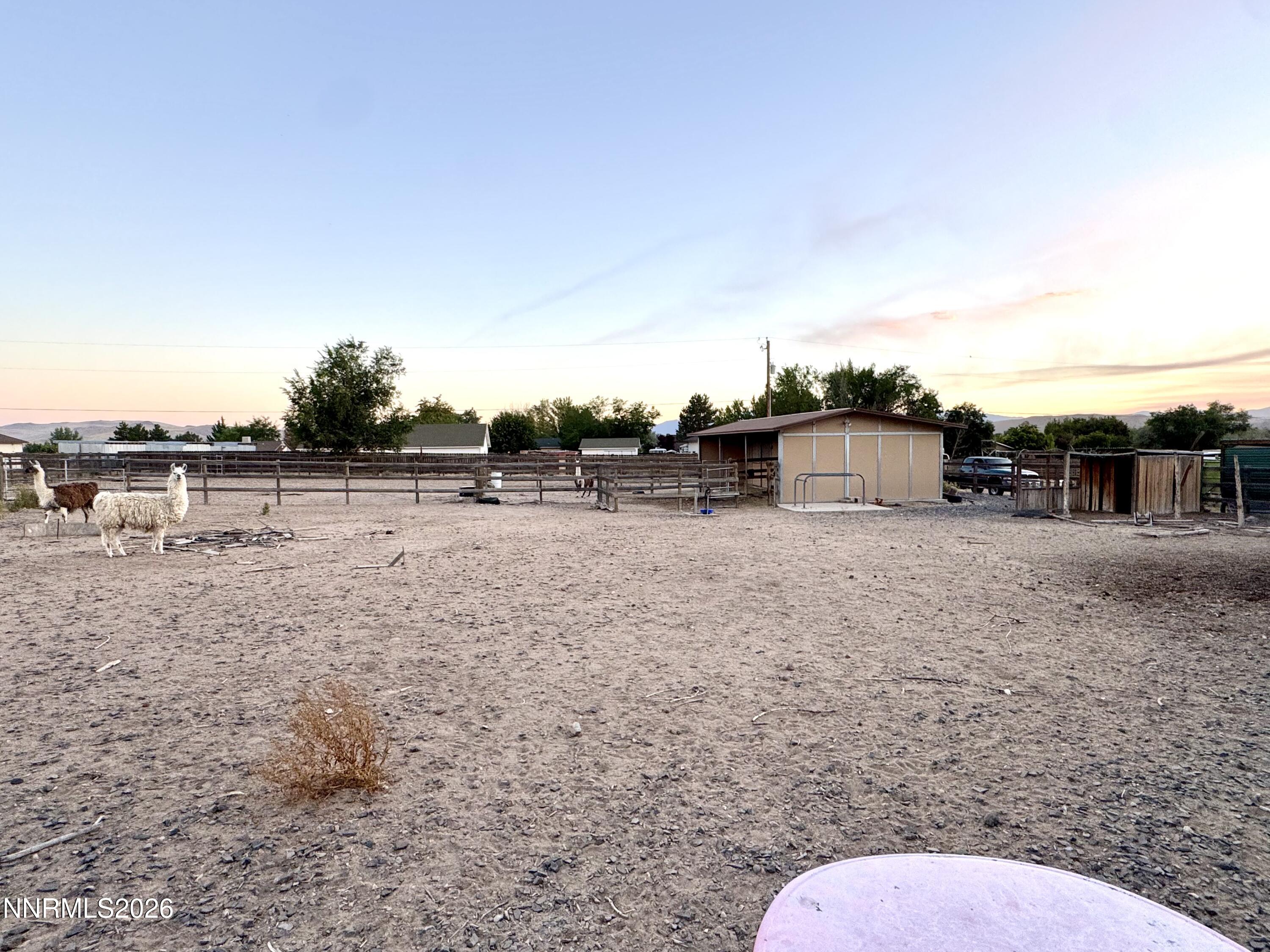 180 E Sky Ranch Boulevard Property Photo 9