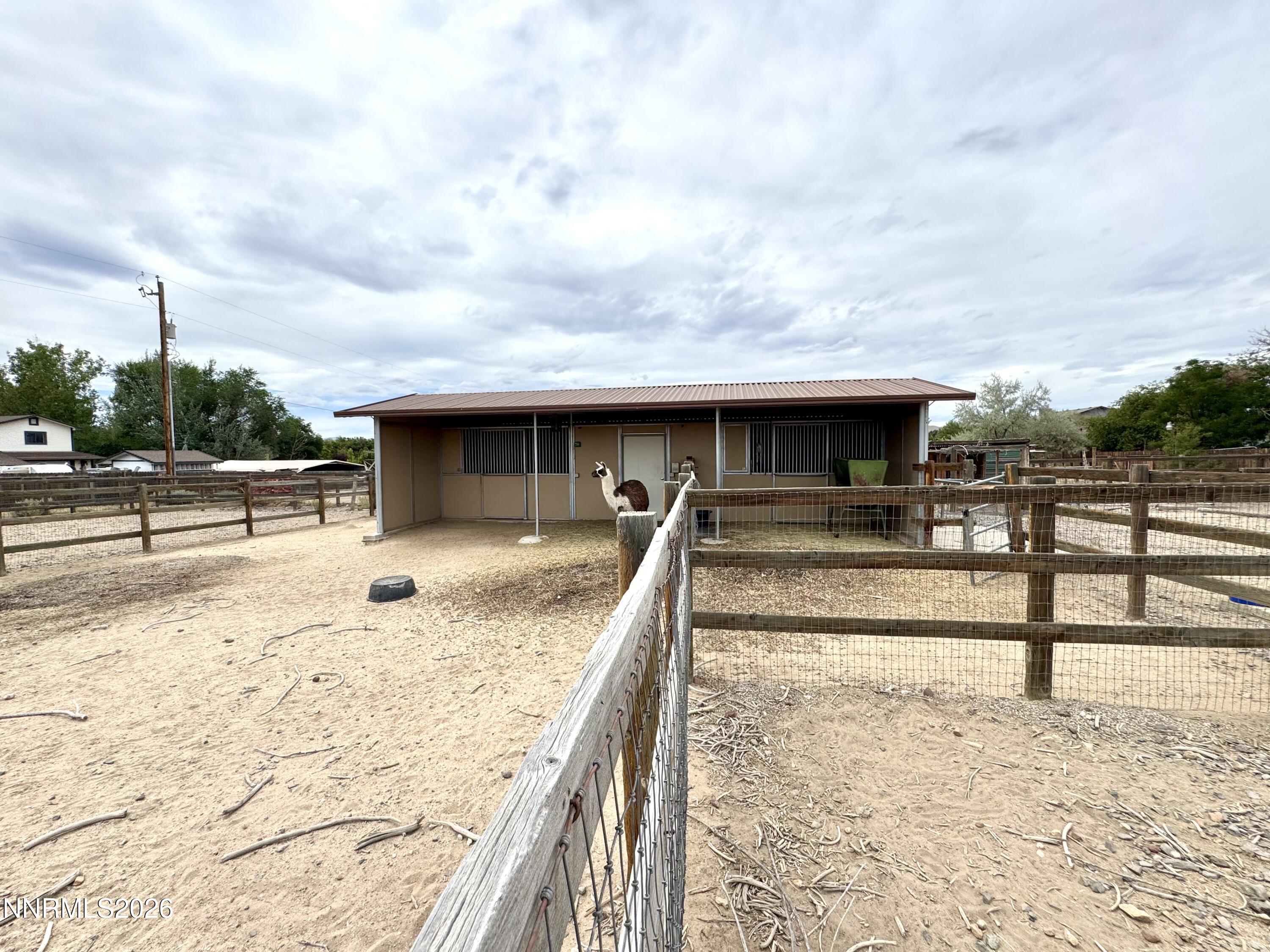 180 E Sky Ranch Boulevard Property Photo 16