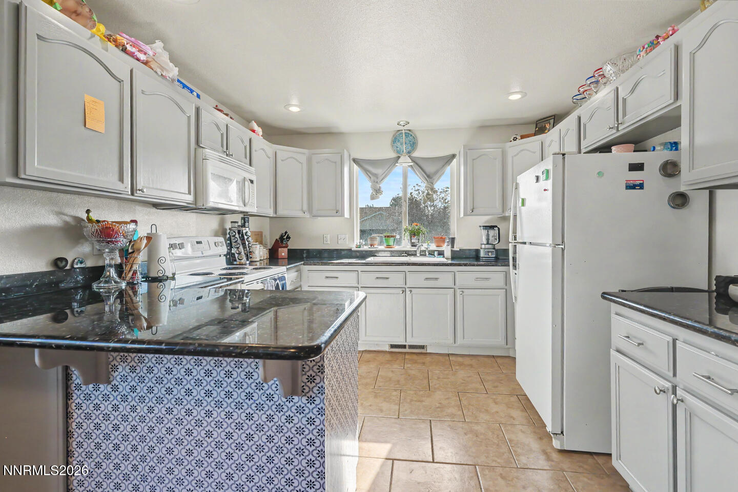 489 Torrey Pines Drive Property Photo 5