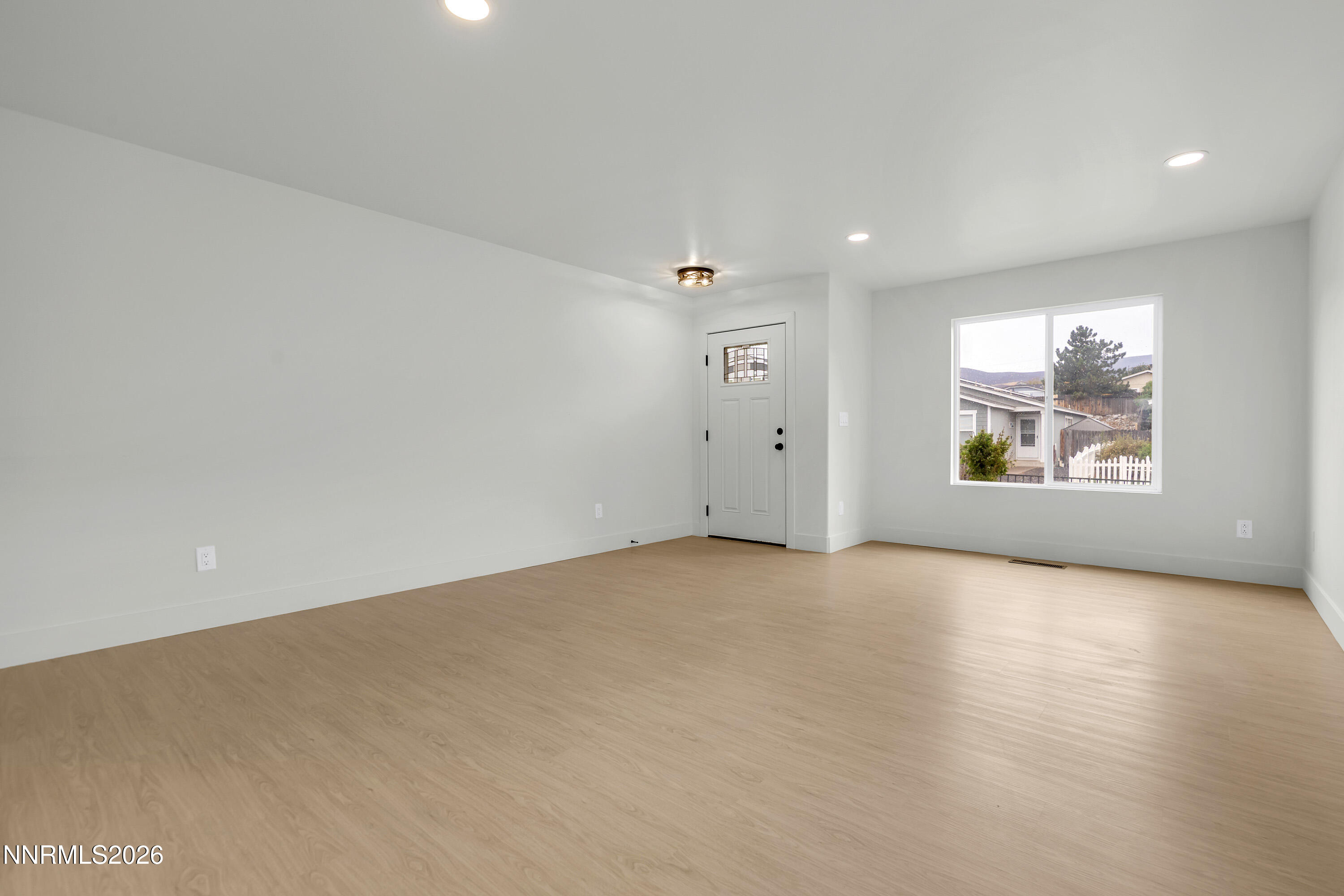 7465 Findhorn Drive Property Photo 7
