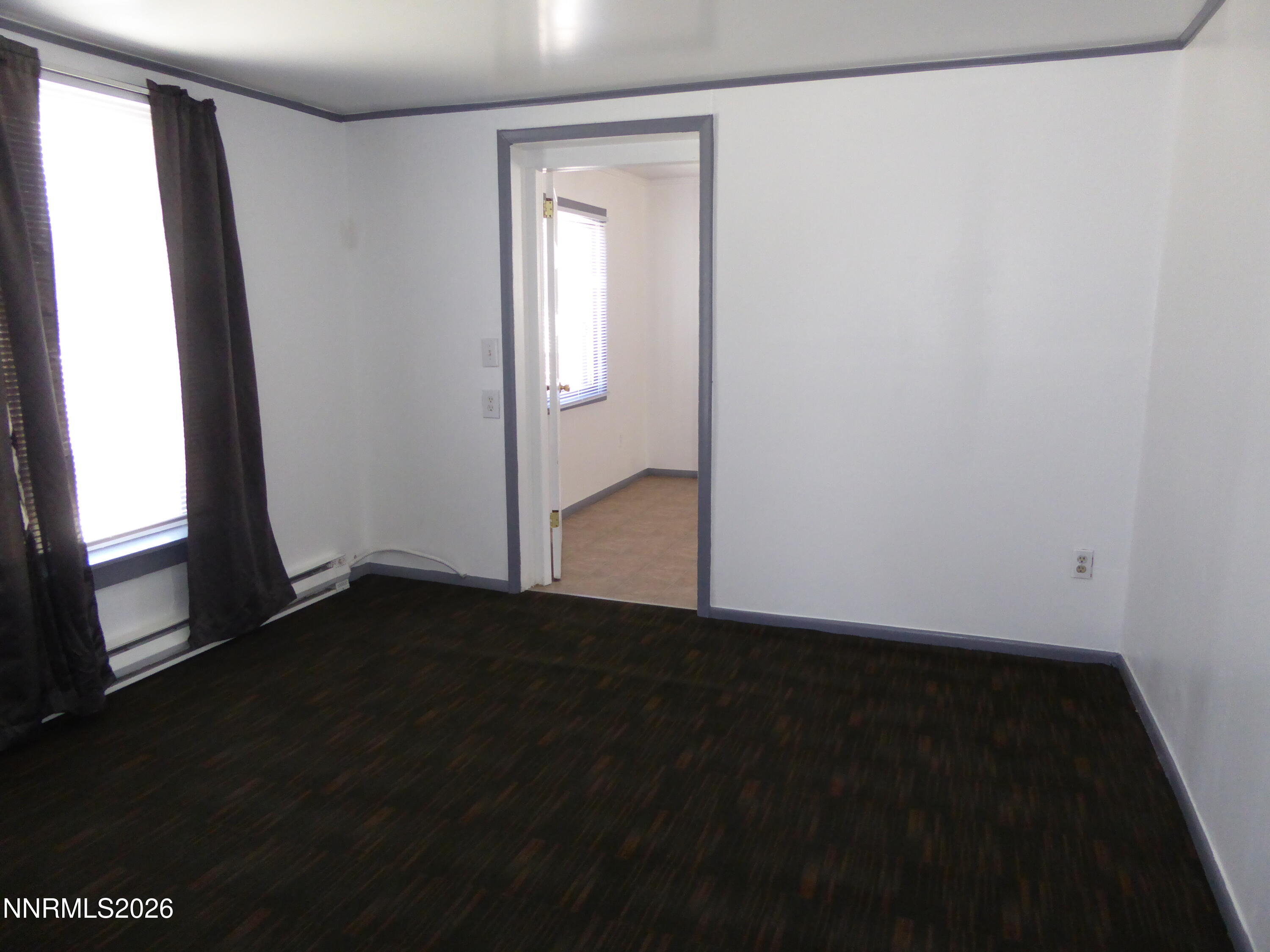 842 E Aultman Street Property Photo 6