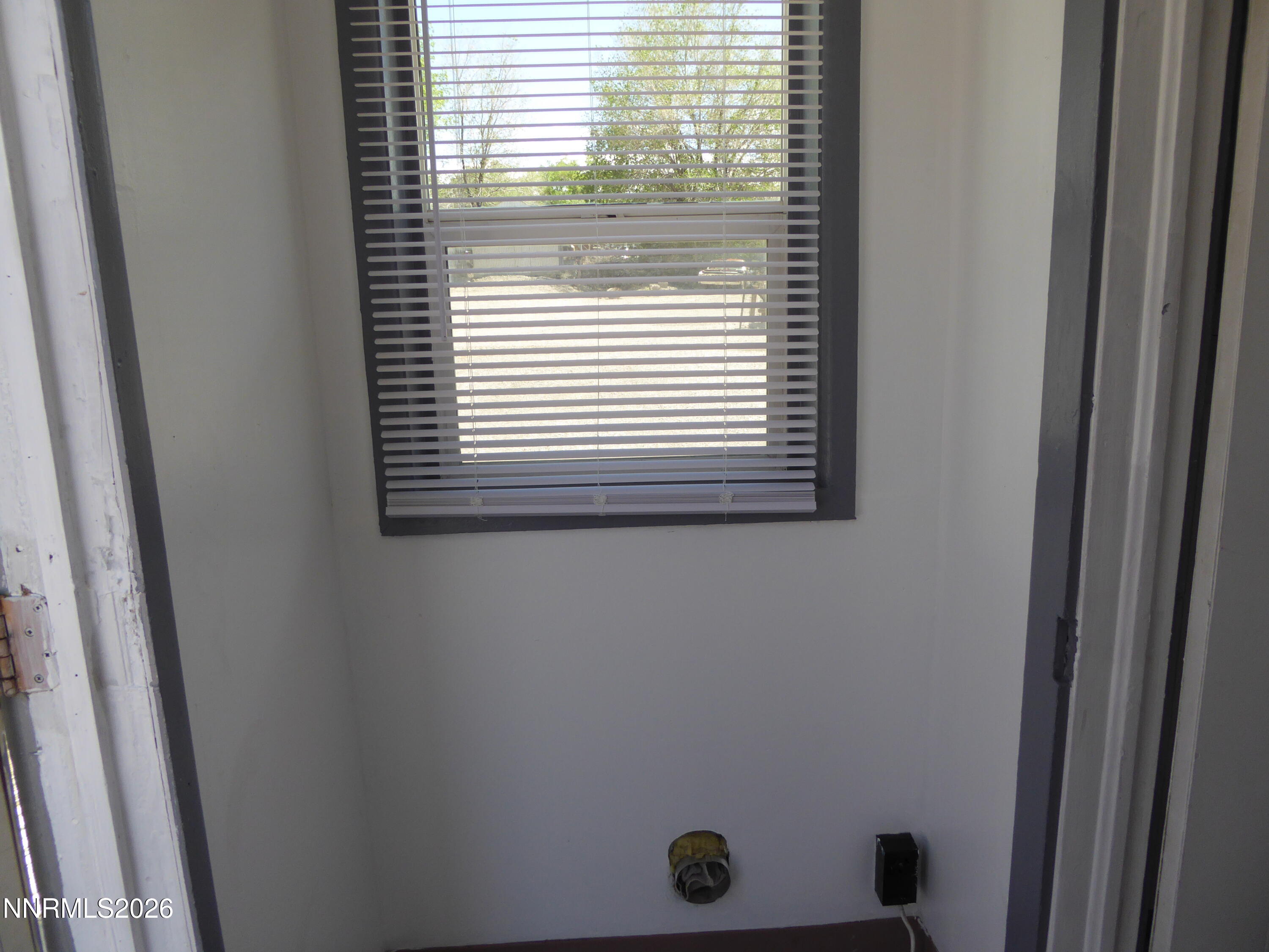 842 E Aultman Street Property Photo 17