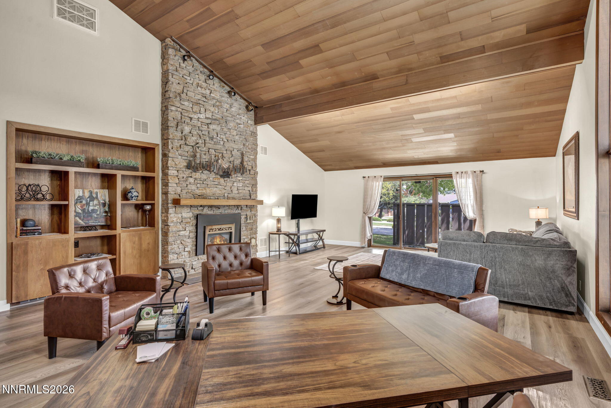 1954 S Villa Way Property Photo 18