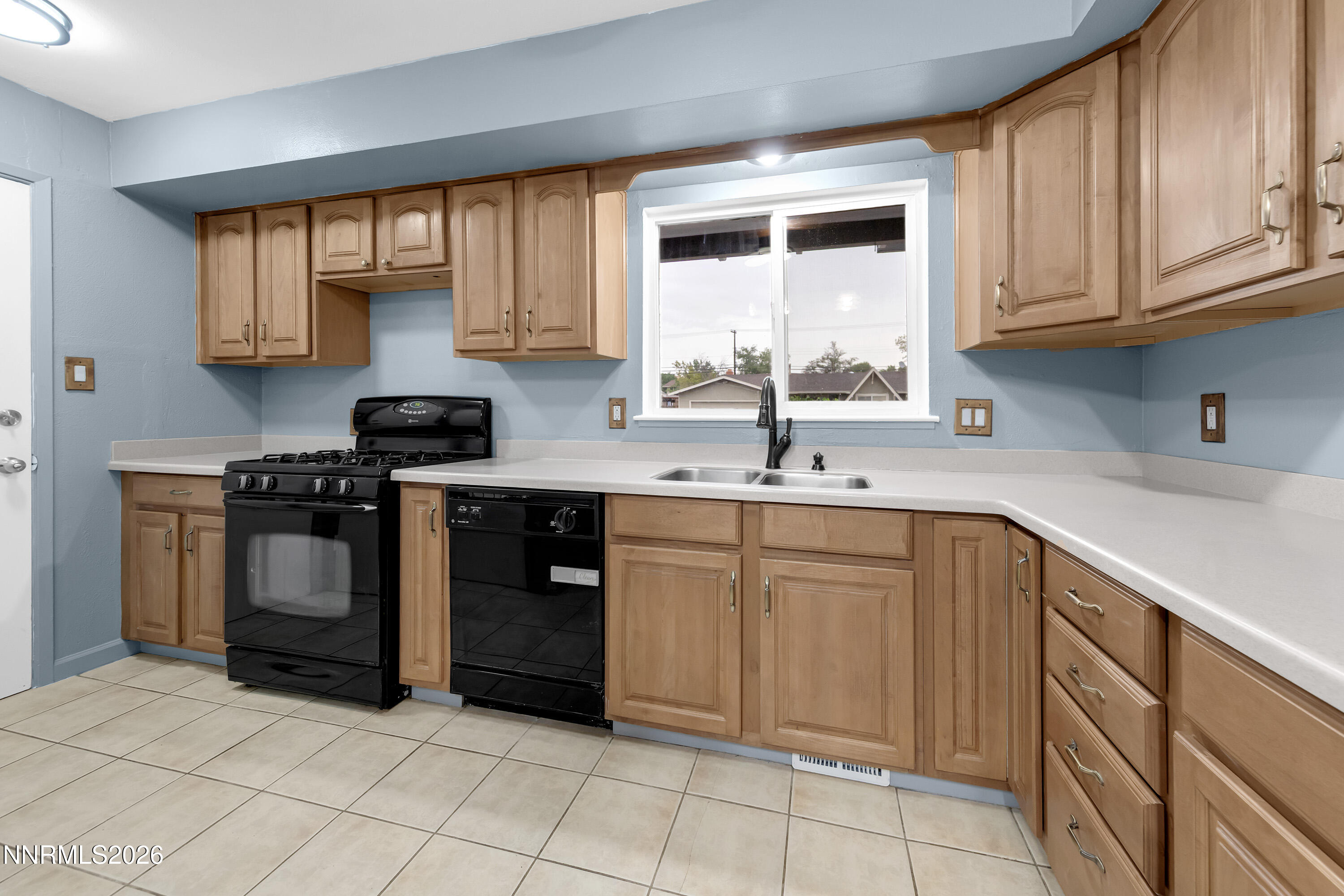 201 Gault Way Property Photo 8