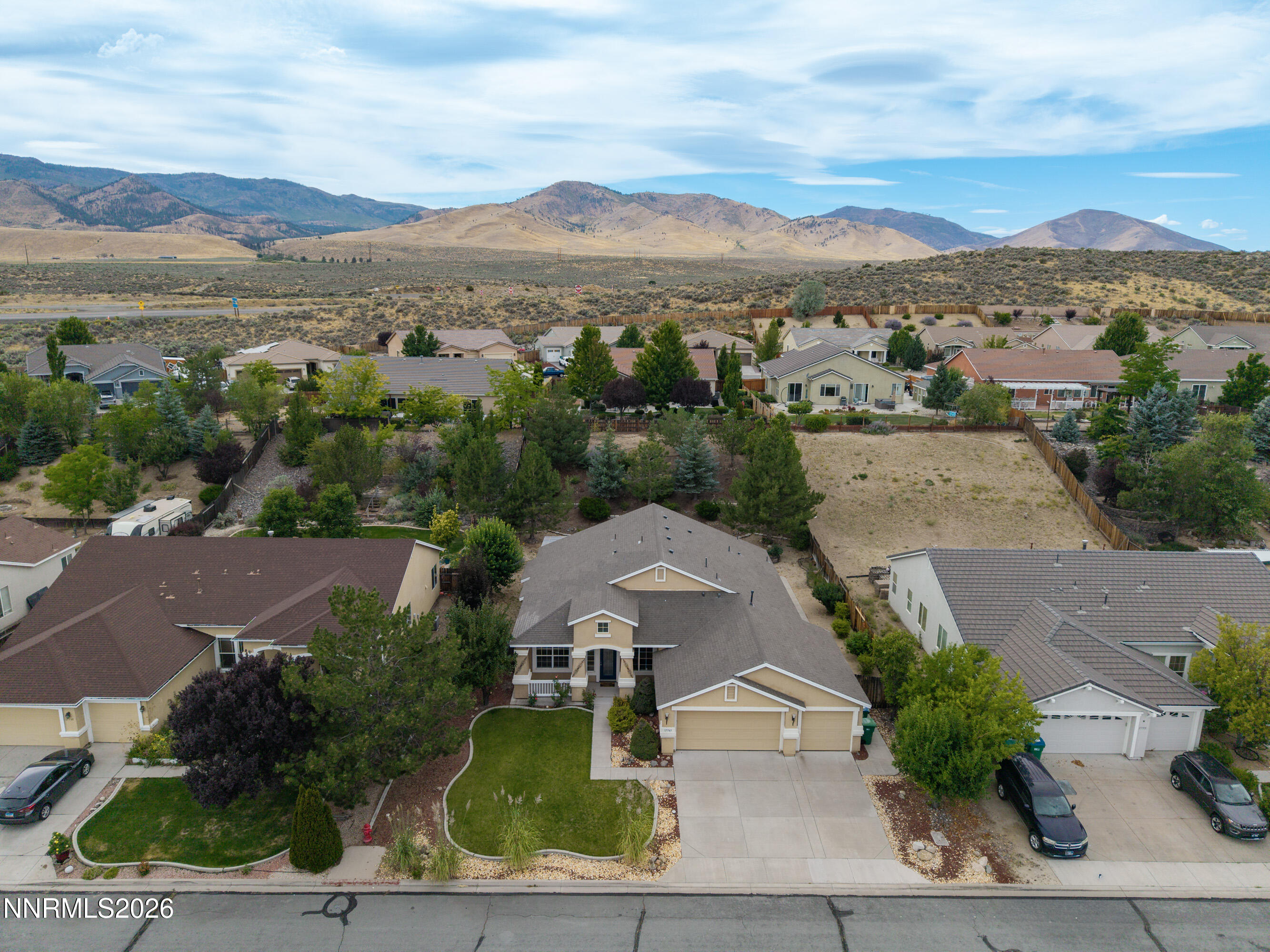 17745 Thunder River Drive Property Photo 6