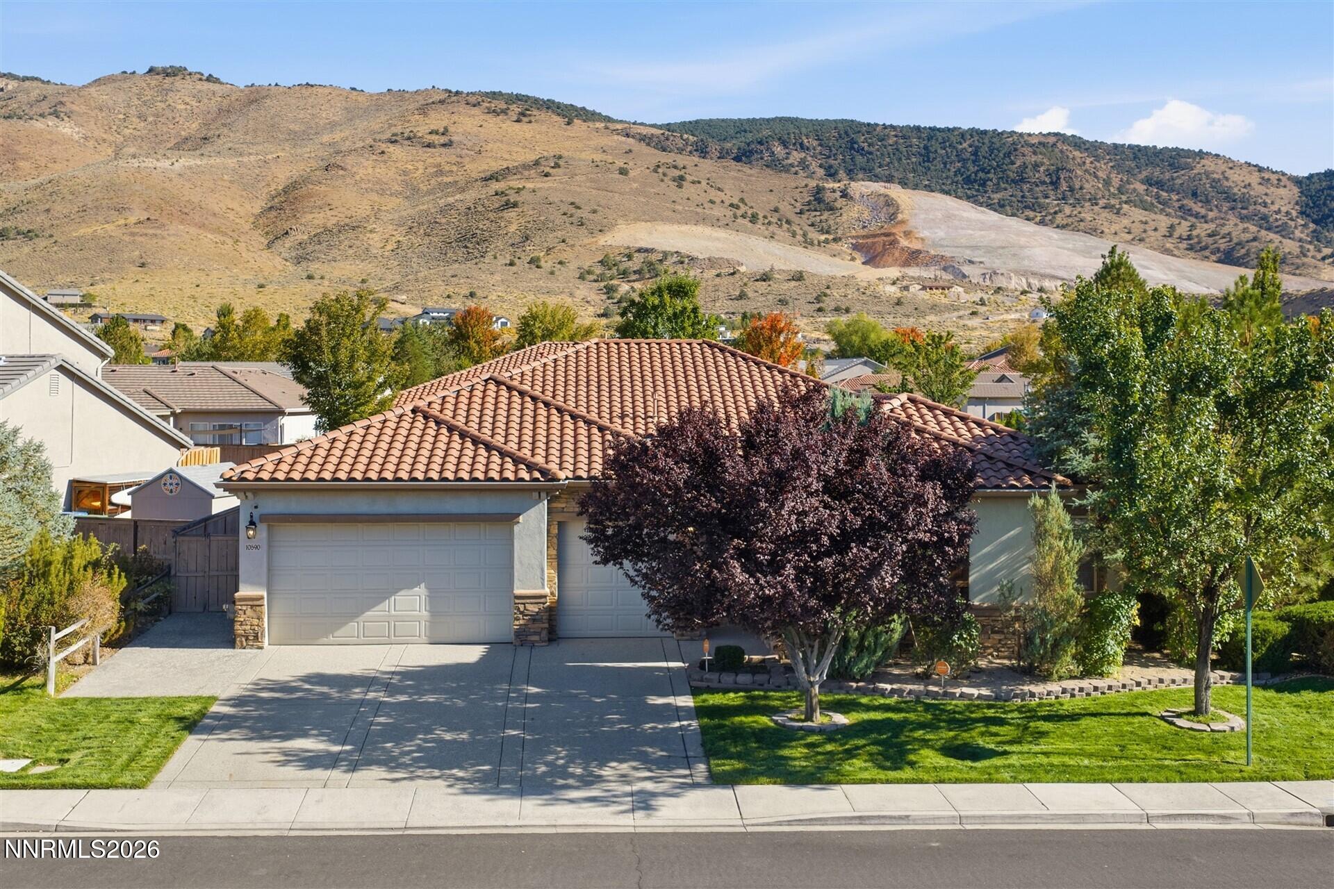 10590 Apple Mill Court Property Photo 1