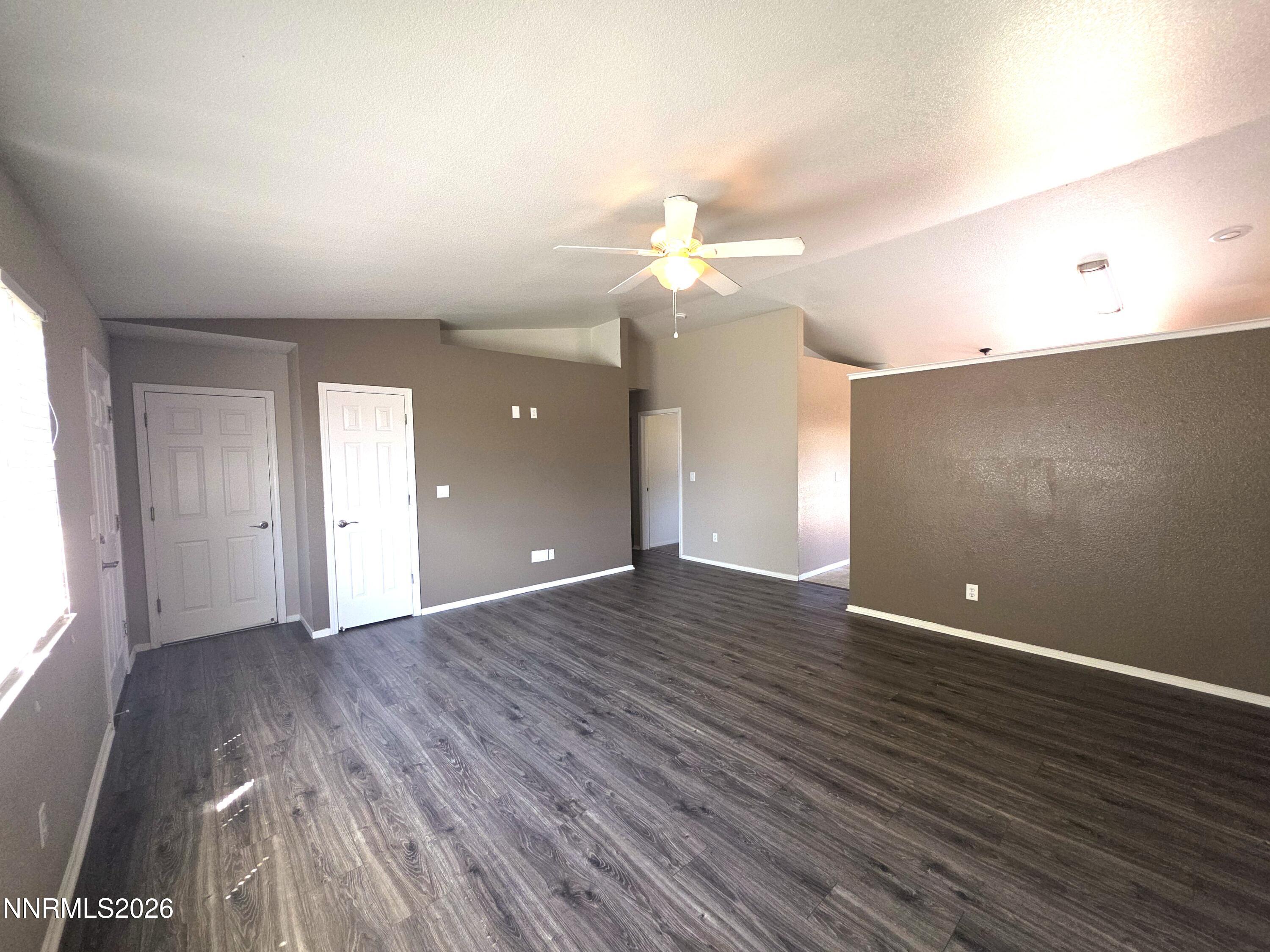 6050 Yukon Drive Property Photo 5