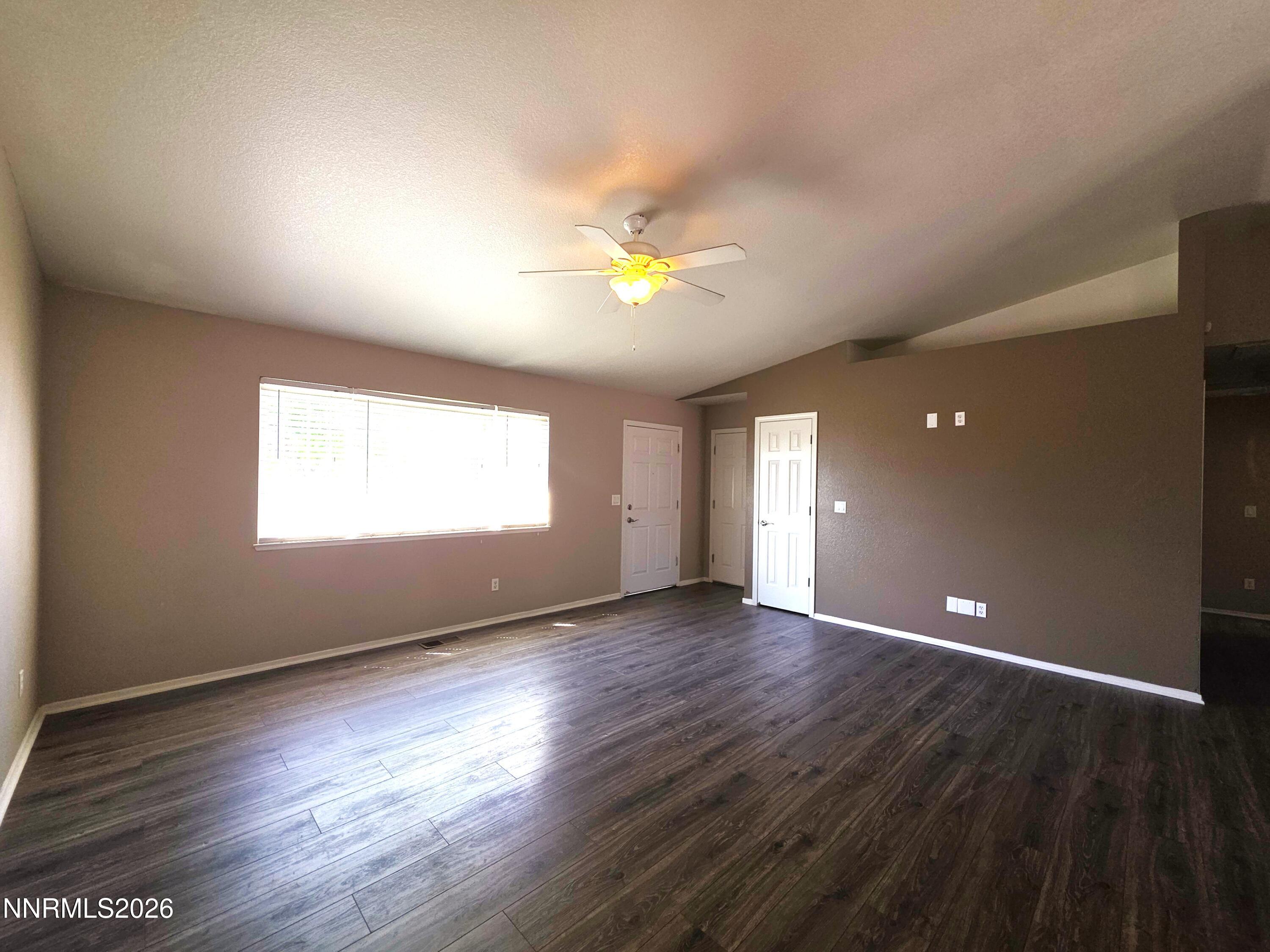 6050 Yukon Drive Property Photo 6
