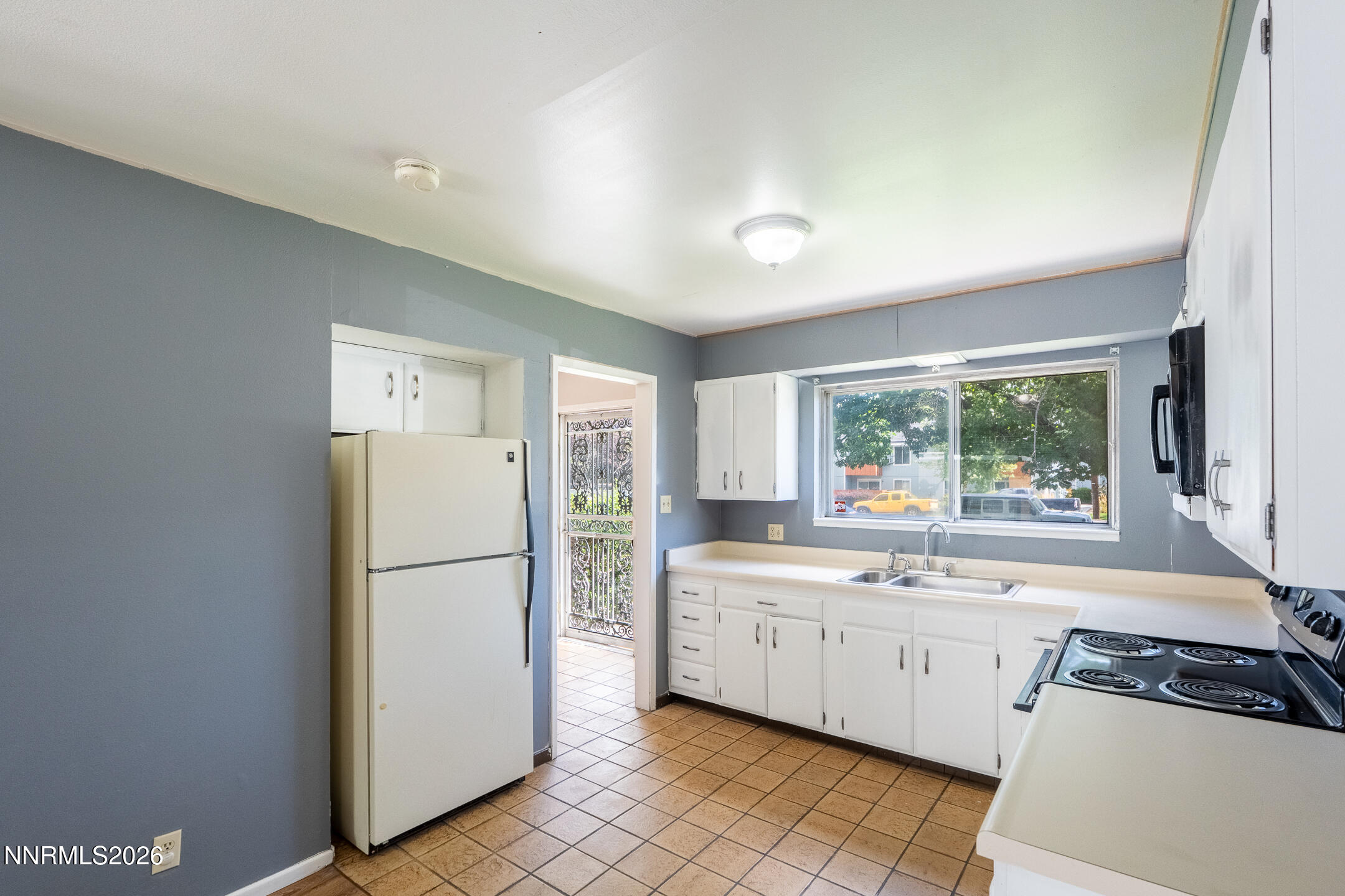 70 Smithridge Park Property Photo 8