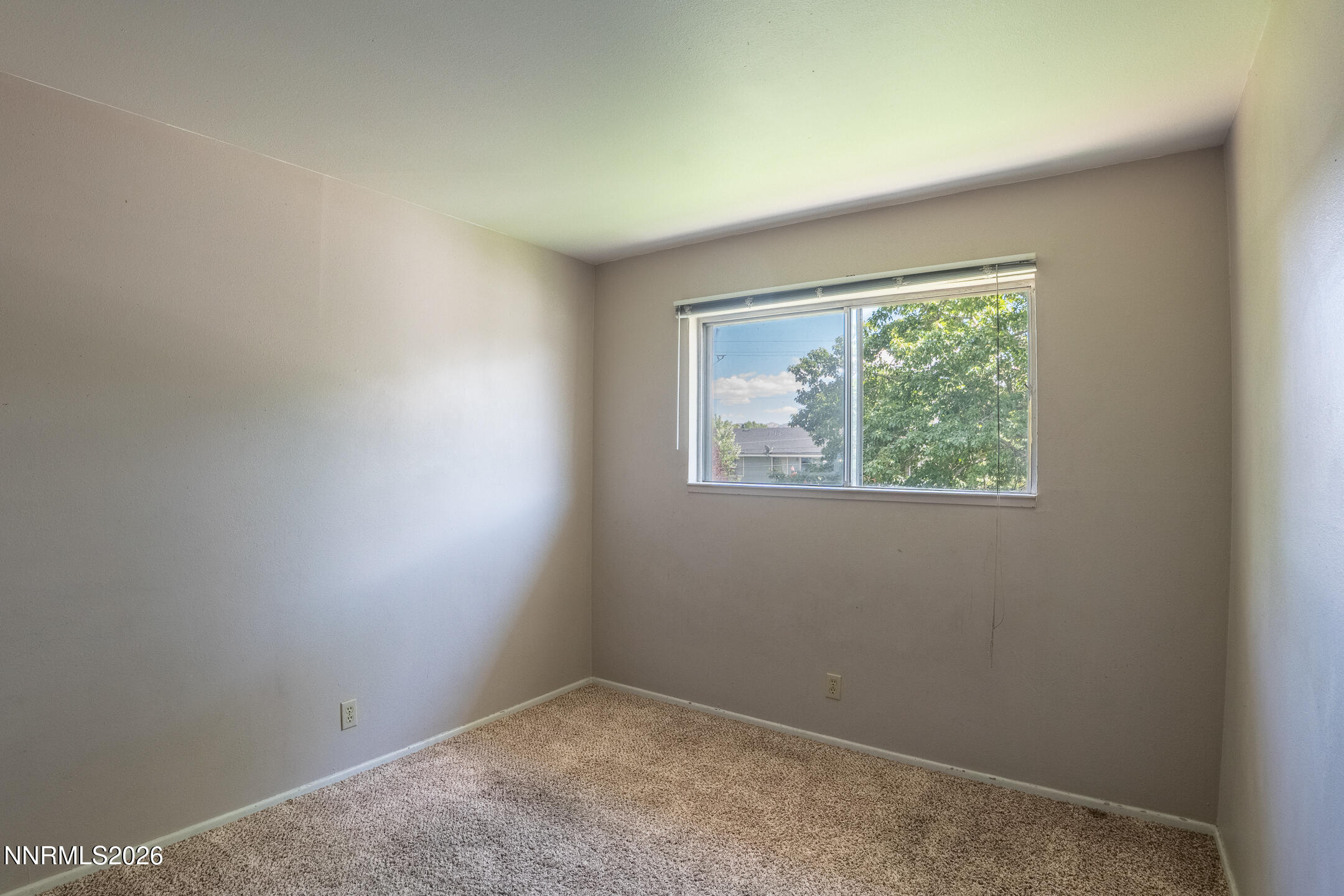 70 Smithridge Park Property Photo 32