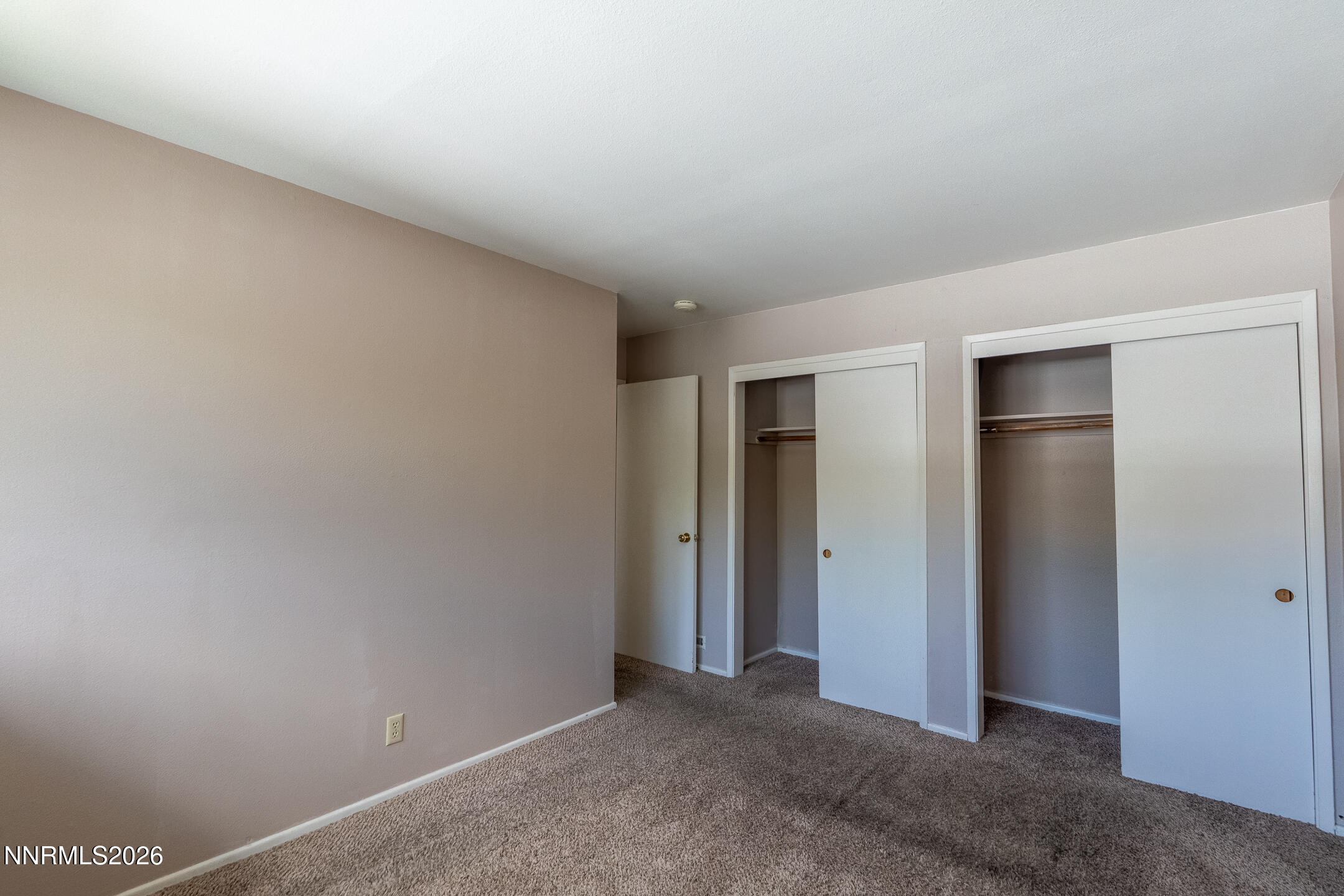 70 Smithridge Park Property Photo 38