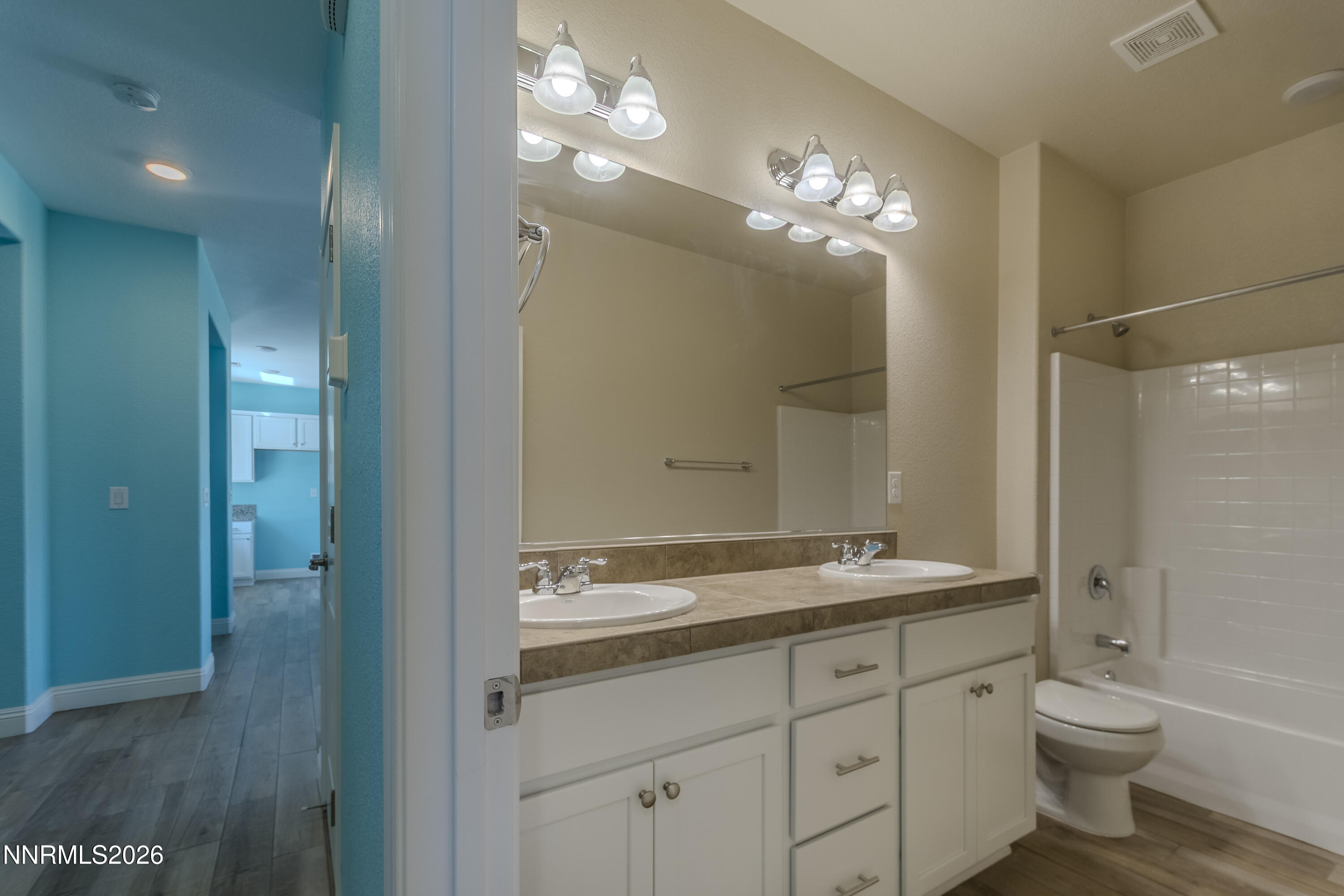 1199 Spruce Meadows Drive Property Photo 16