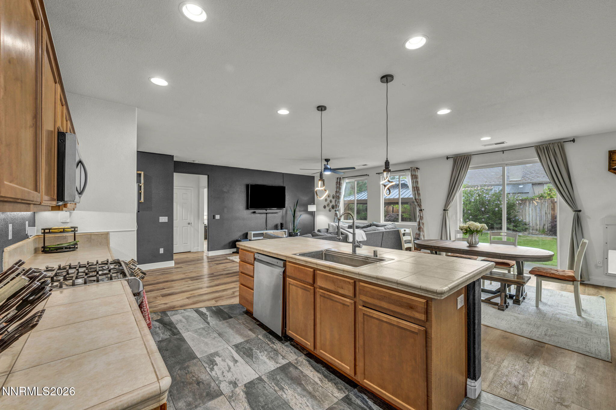 131 Catlin Street Property Photo 18
