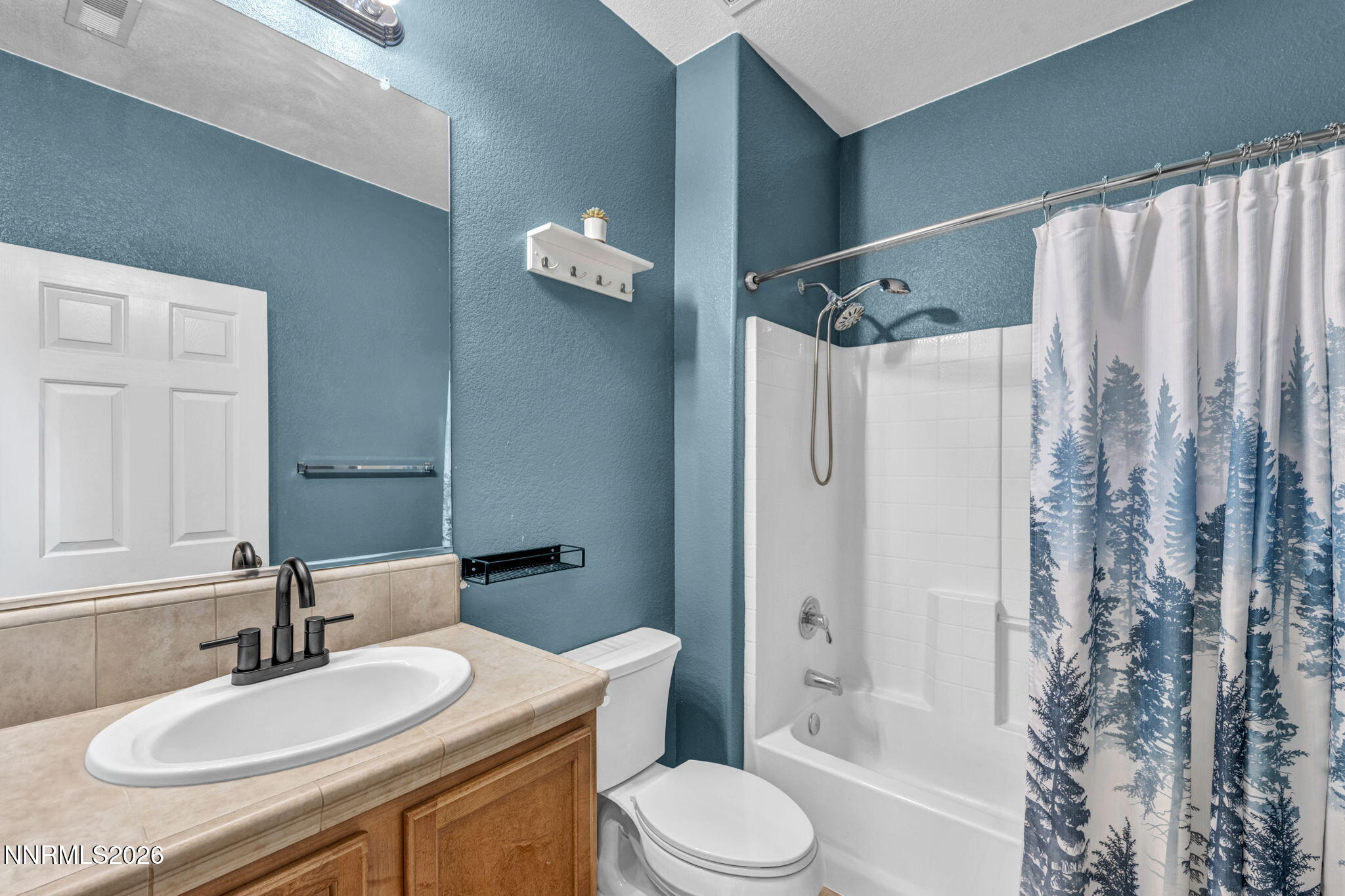 131 Catlin Street Property Photo 33
