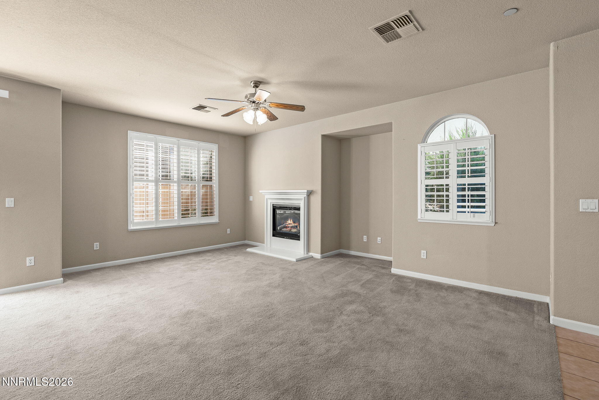 1828 Wind Ranch Road Unit B Property Photo 8