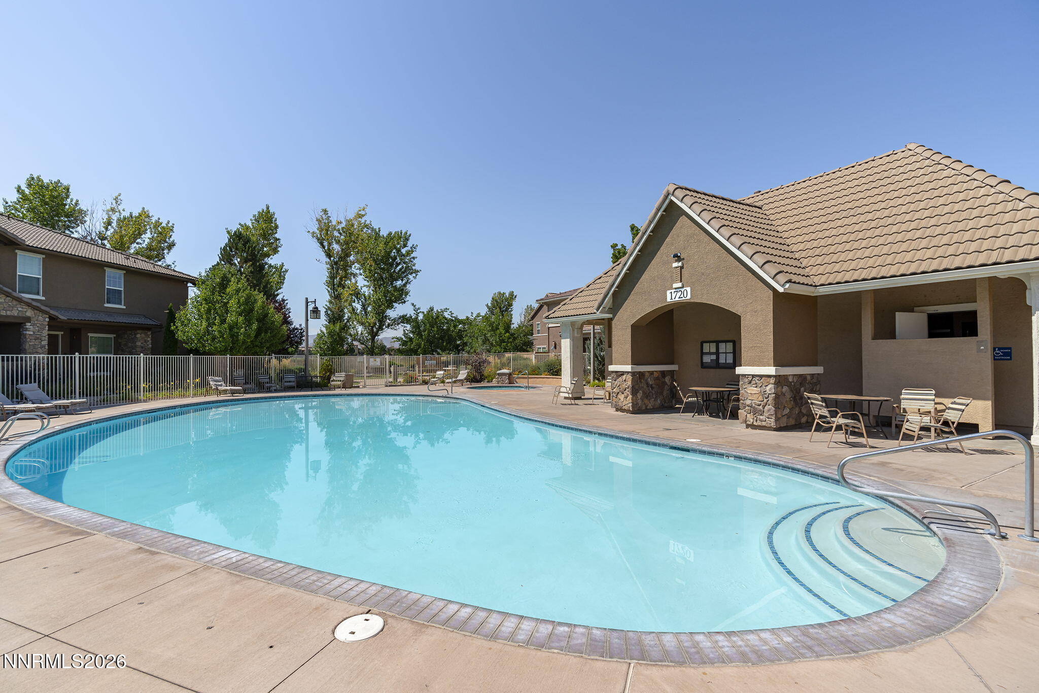 1828 Wind Ranch Road Unit B Property Photo 27