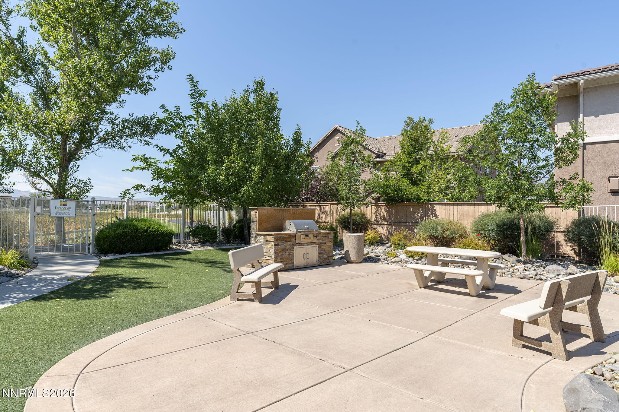 1828 Wind Ranch Road Unit B Property Photo 30