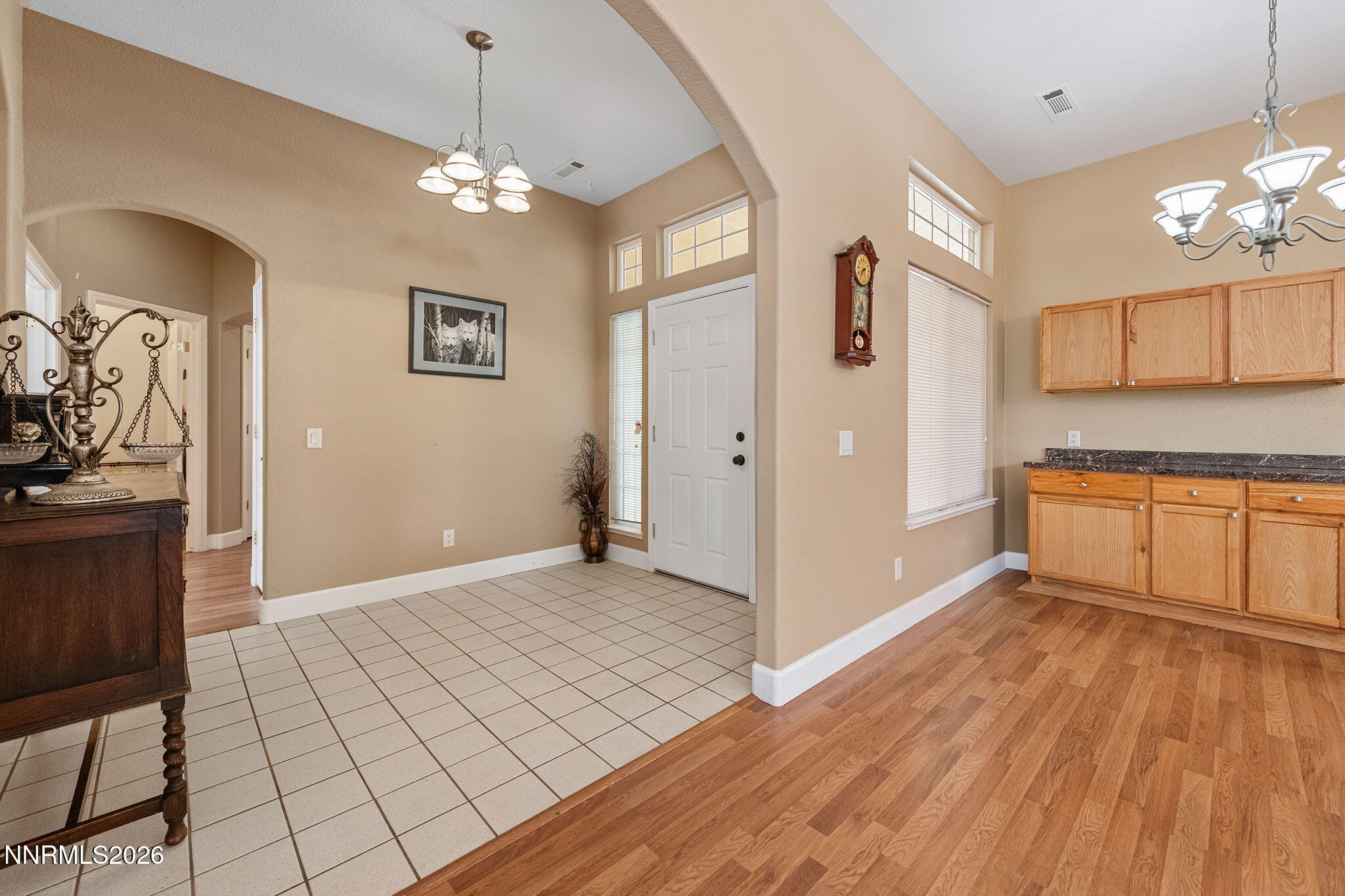 425 Crosswinds Drive Property Photo 6