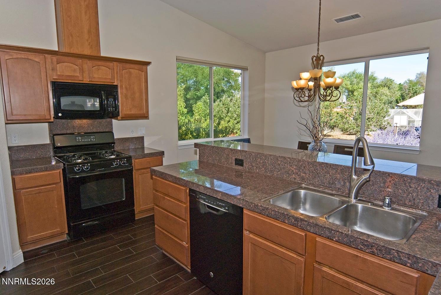 1306 Kim Place Property Photo 19