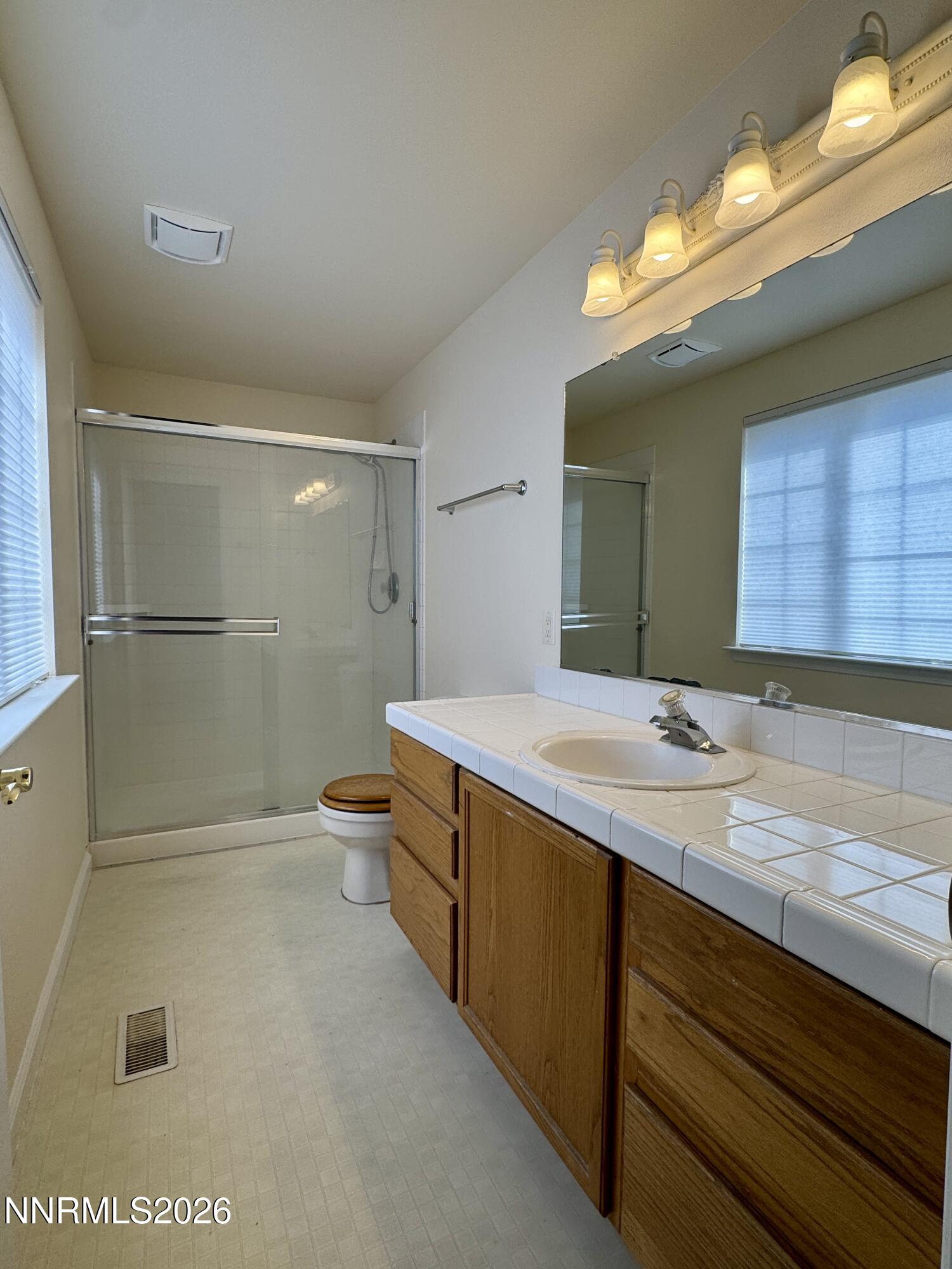 2501 Ridgecrest Drive Property Photo 11
