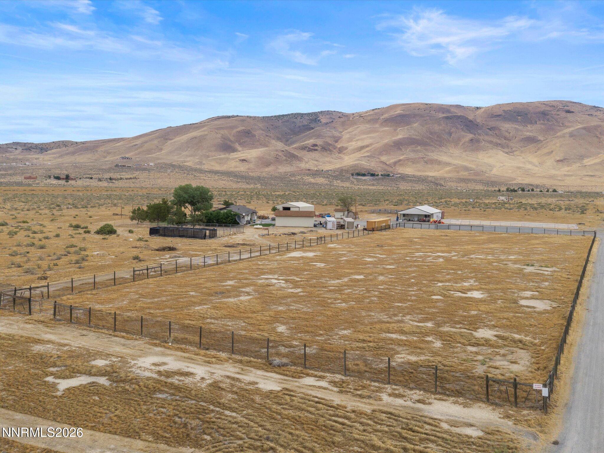 16500 Pyramid Highway Property Photo 6