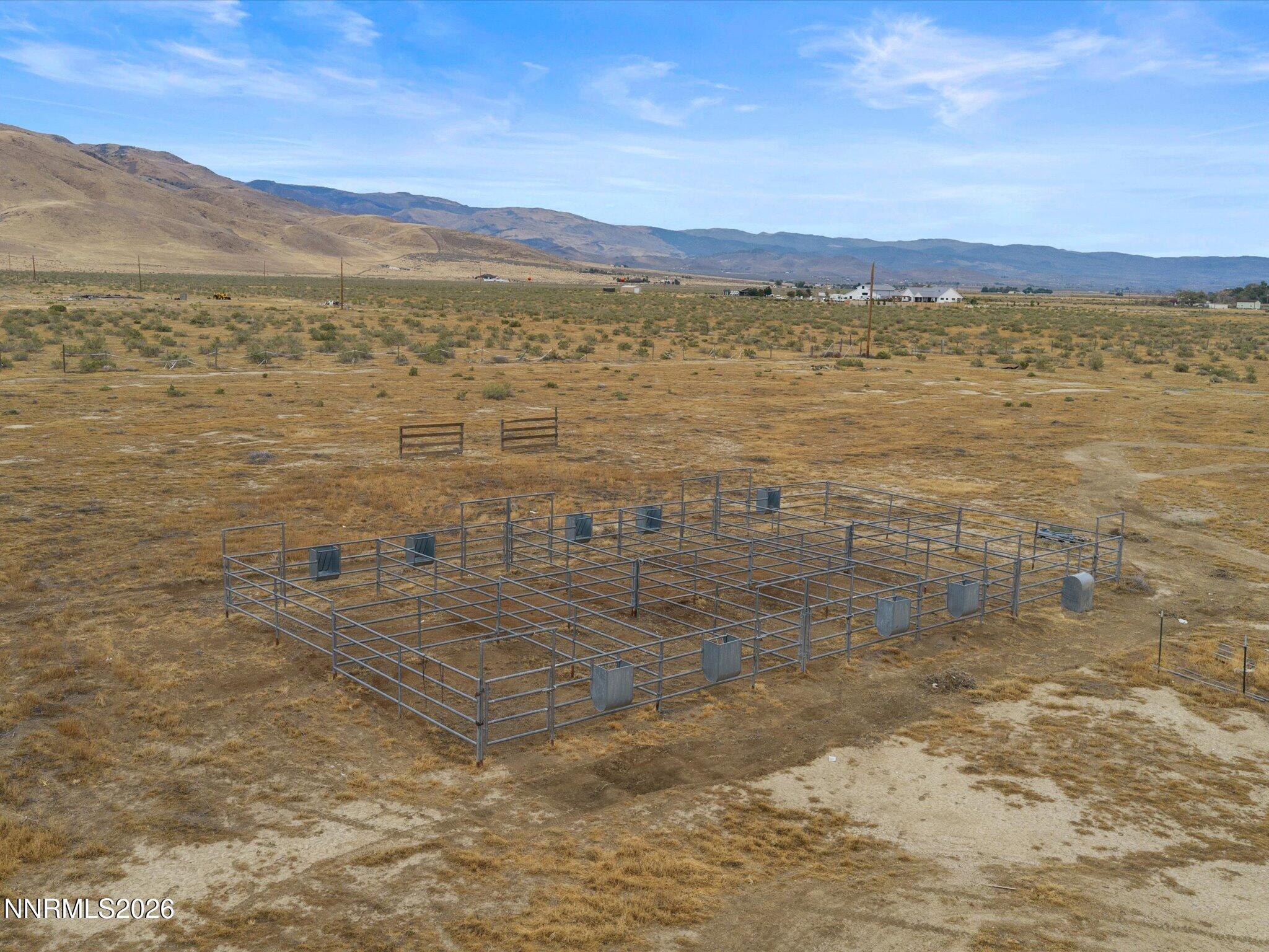 16500 Pyramid Highway Property Photo 14