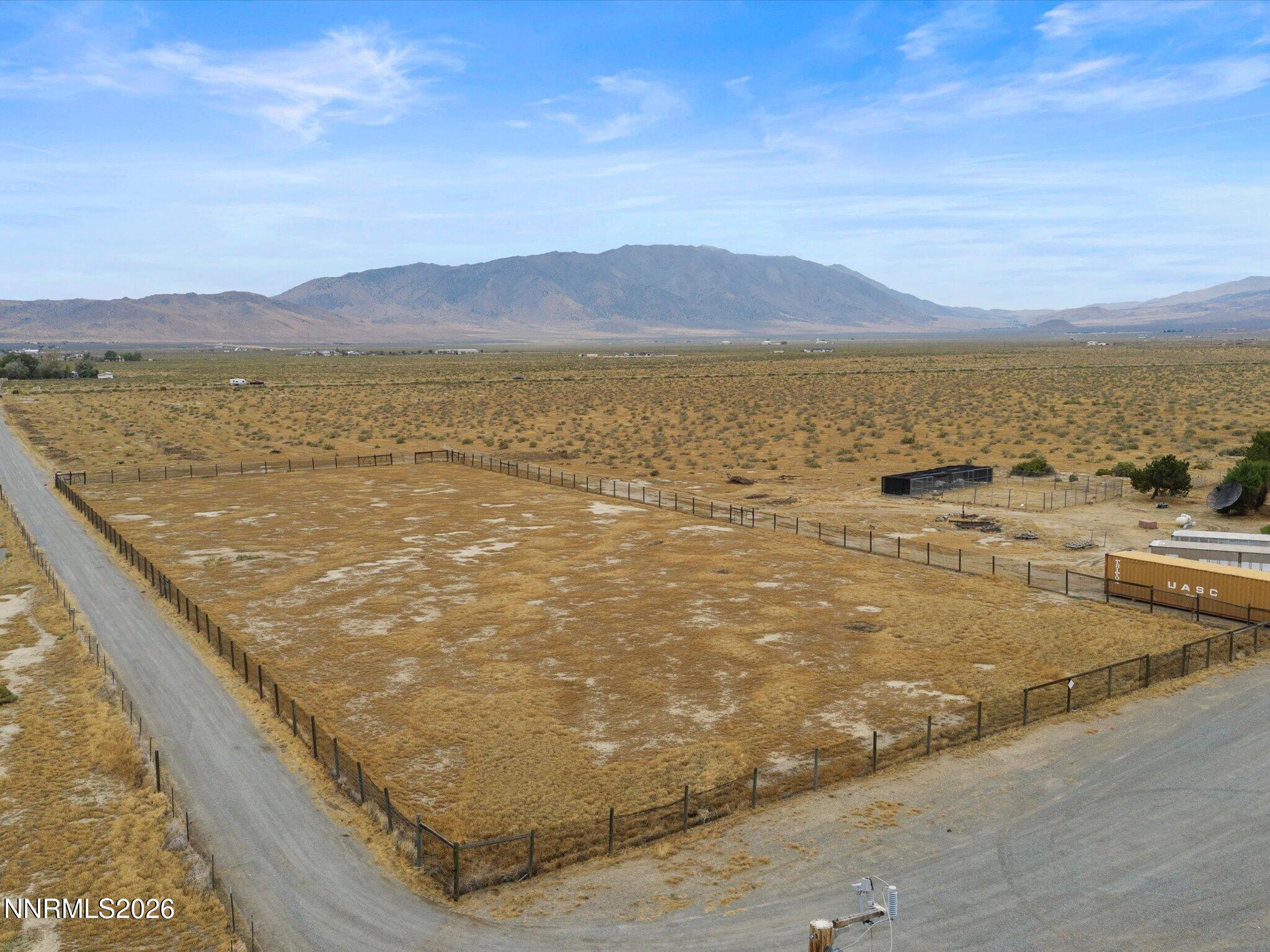 16500 Pyramid Highway Property Photo 18