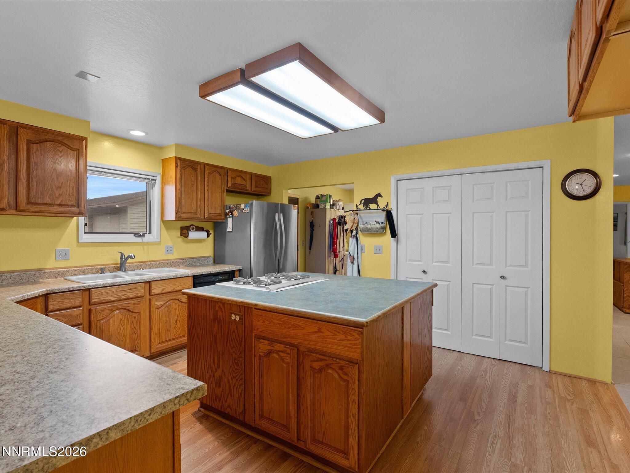 16500 Pyramid Highway Property Photo 21